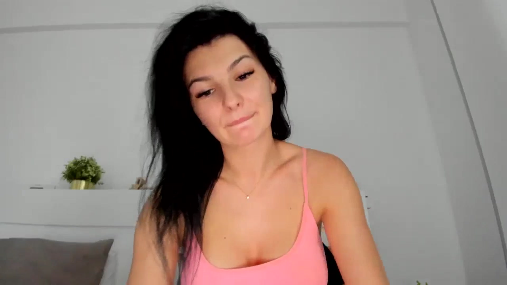Gallery image thumbnail from HeraWild's myfreecams stream on, 11/01/2023, 14:12 image 14 of 20