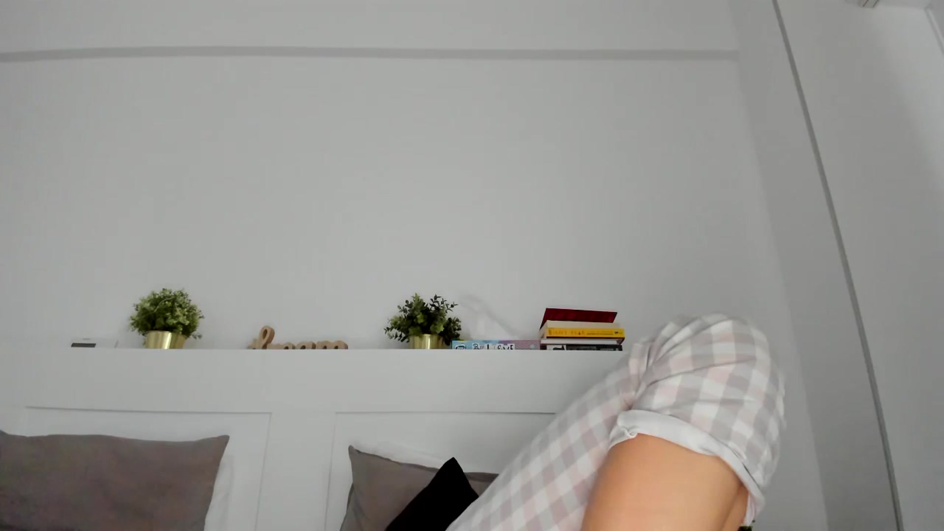 Gallery image thumbnail from HeraWild's myfreecams stream on, 11/01/2023, 14:12 image 1 of 20