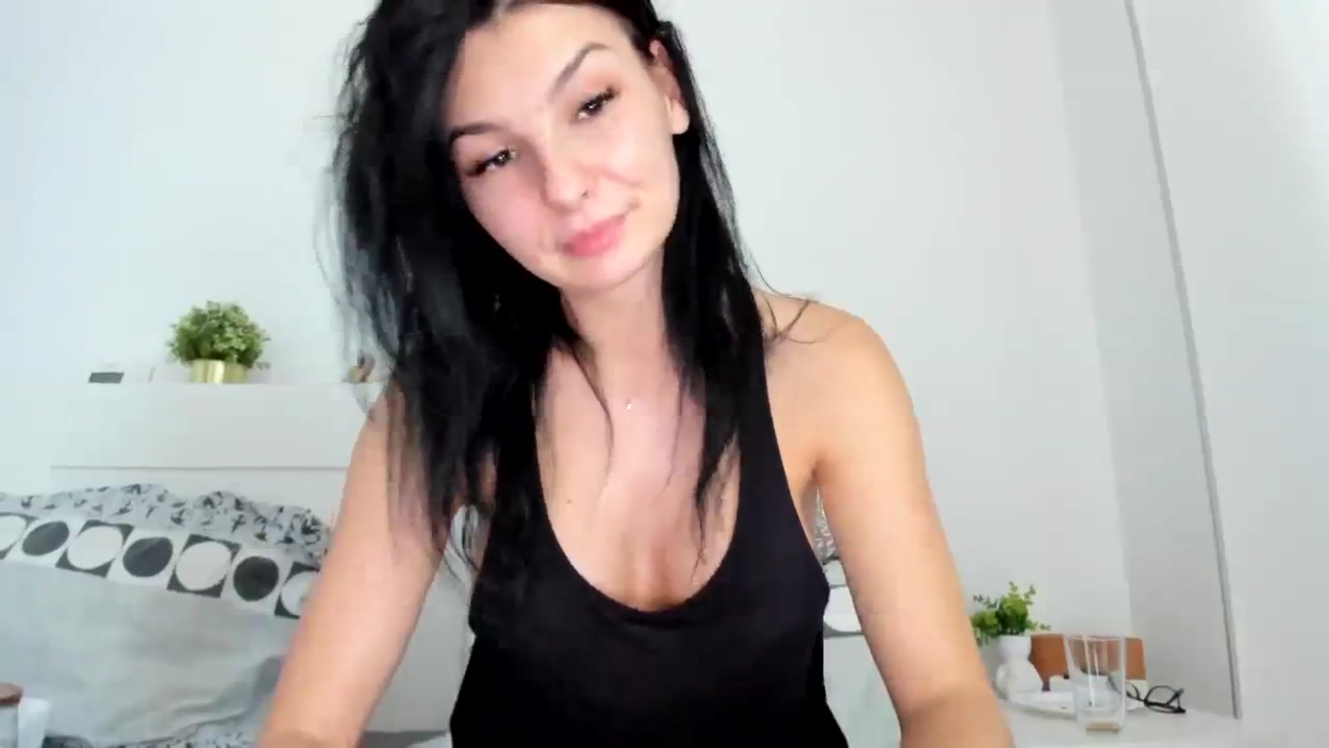 Gallery image thumbnail from HeraWild's myfreecams stream on, 11/07/2023, 13:30 image 14 of 20