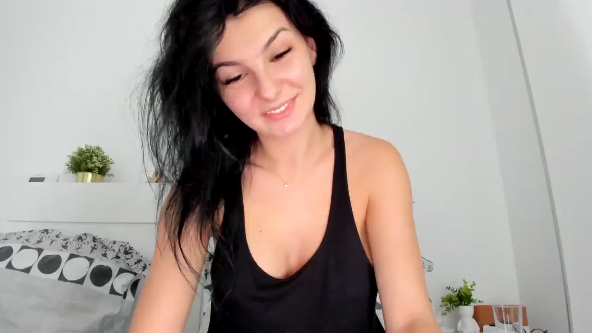 Gallery image thumbnail from HeraWild's myfreecams stream on, 11/07/2023, 13:30 image 19 of 20