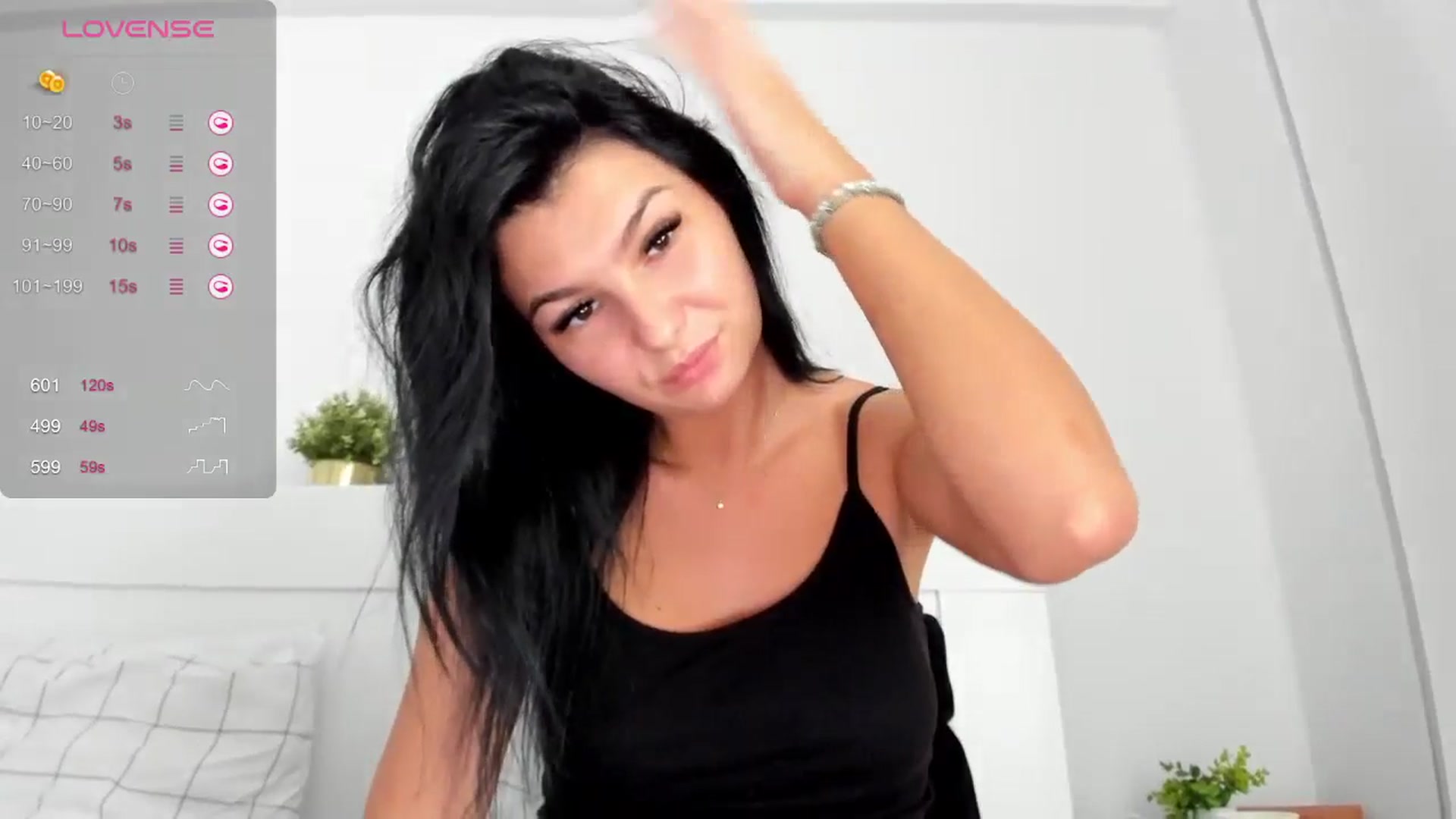 Gallery image thumbnail from HeraWild's myfreecams stream on, 05/15/2024, 13:05 image 10 of 20