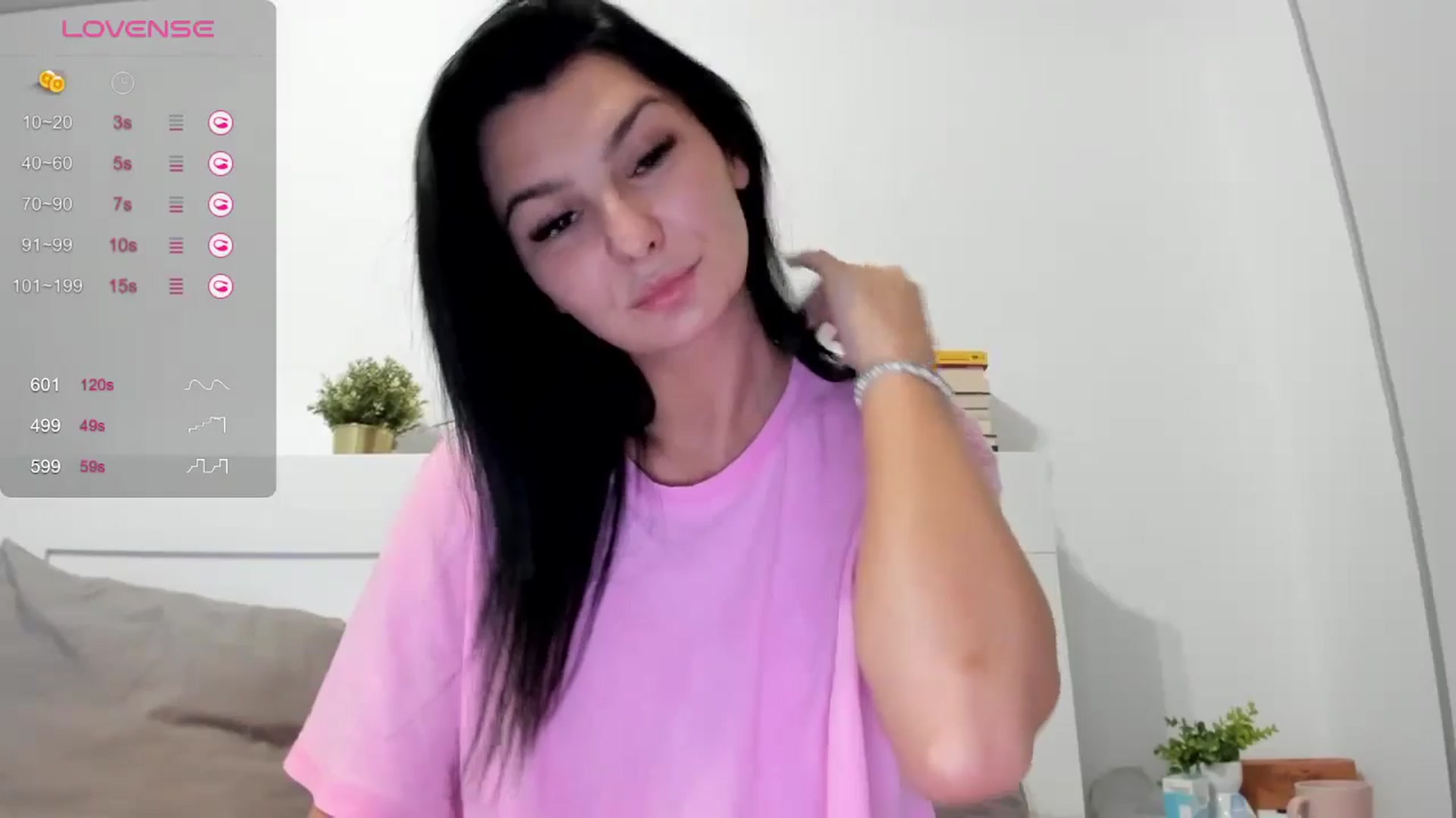 Gallery image thumbnail from HeraWild's myfreecams stream on, 05/27/2024, 14:19 image 14 of 20