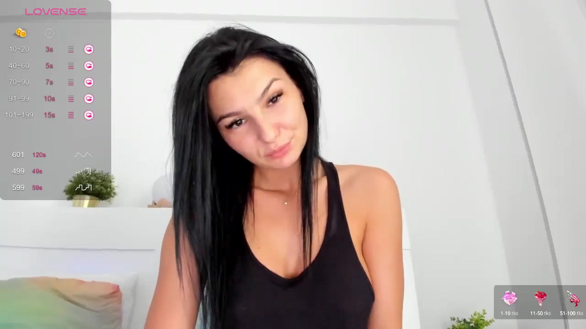 Gallery image thumbnail from HeraWild's myfreecams stream on, 06/04/2024, 14:56 image 3 of 20