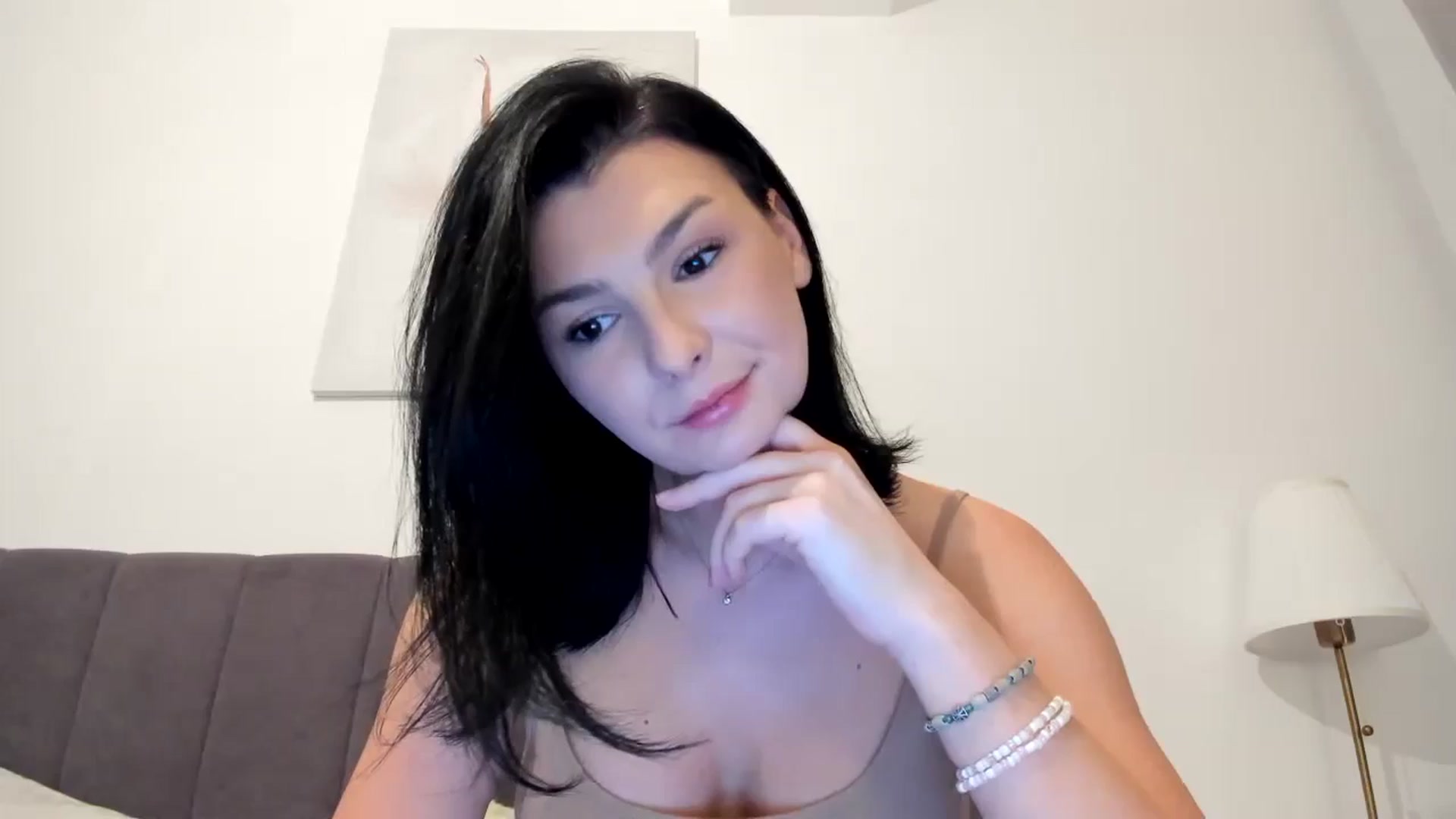 Gallery image thumbnail from HeraWild's myfreecams stream on, 11/20/2024, 15:30 image 4 of 20