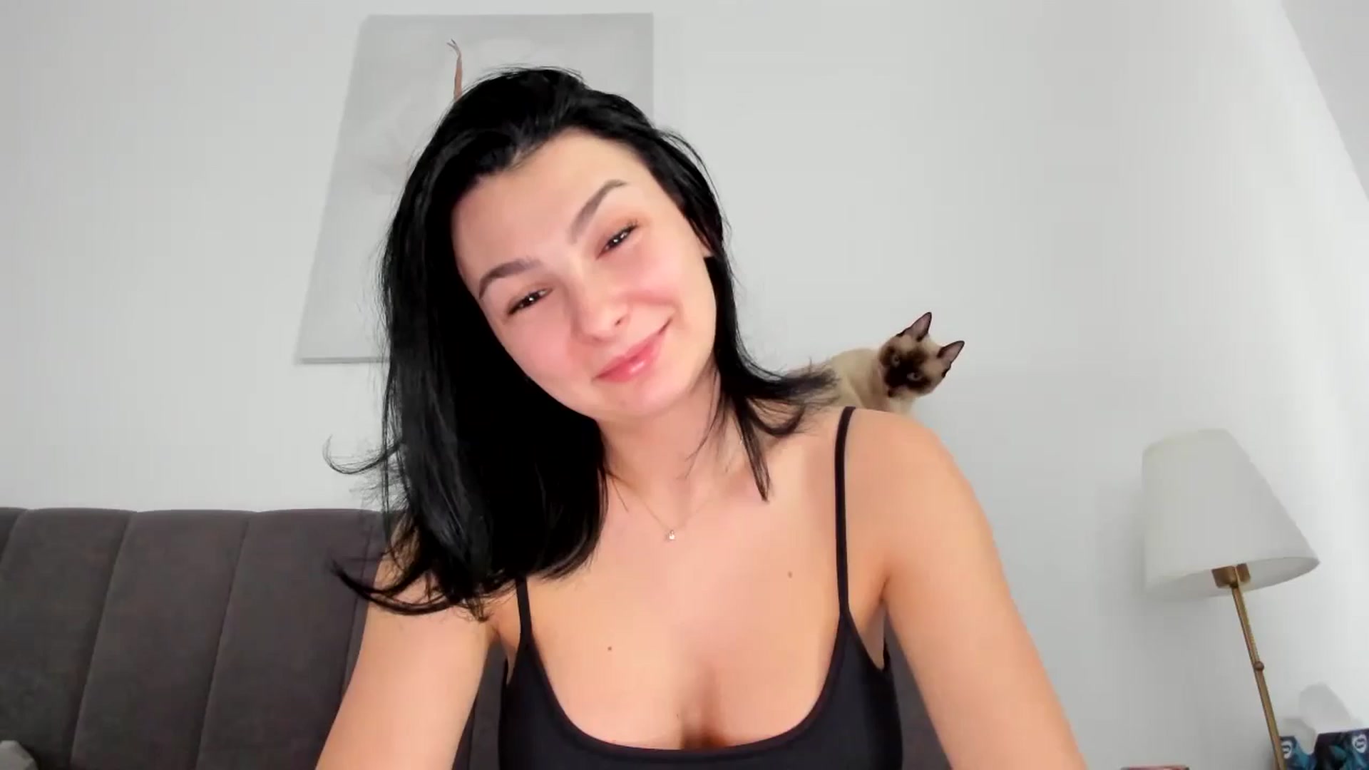 Gallery image thumbnail from HeraWild's myfreecams stream on, 12/16/2024, 15:47 image 1 of 20