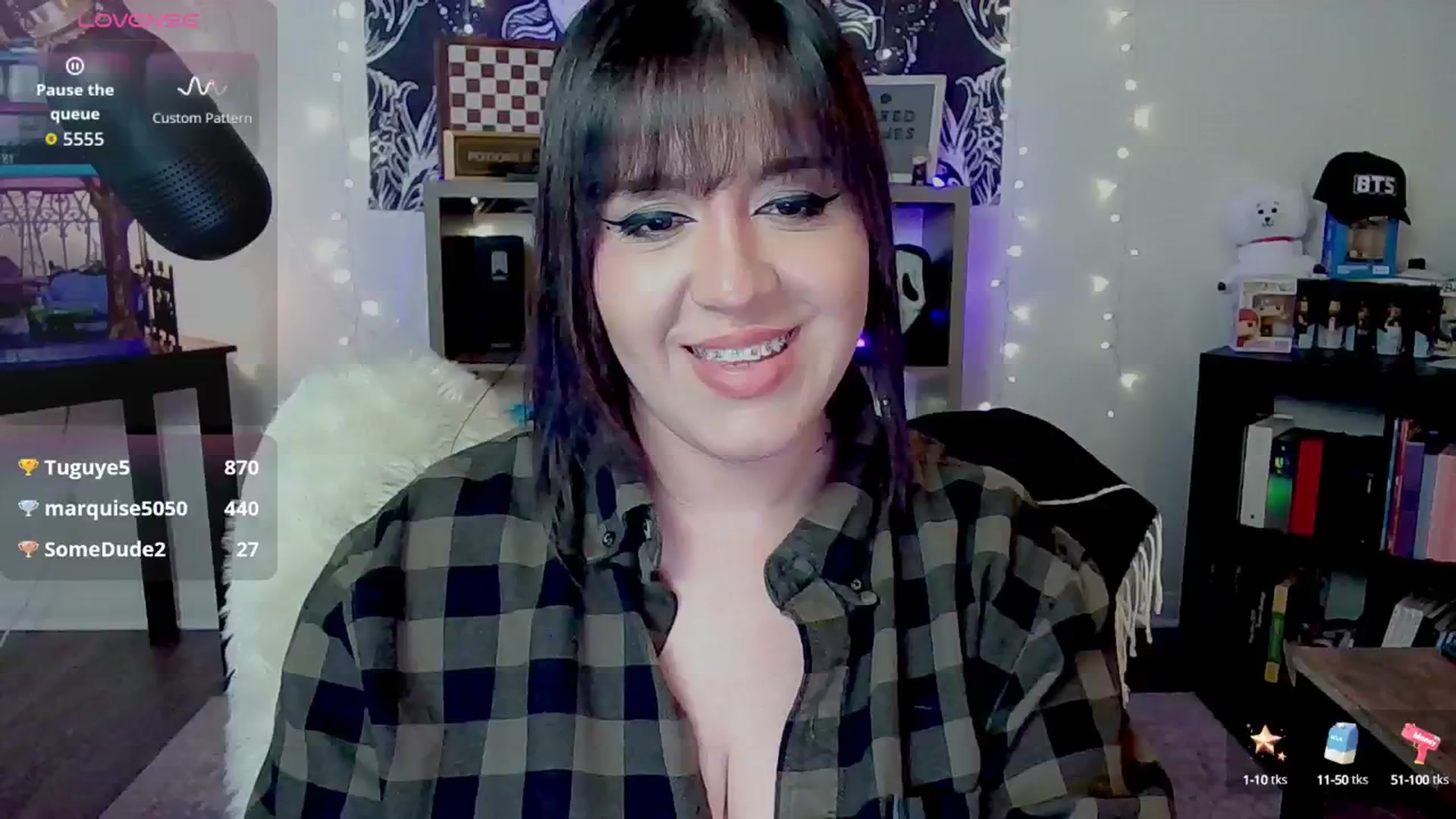Gallery image thumbnail from Hexedspades's myfreecams stream on, 10/05/2025, 11:31 image 9 of 20