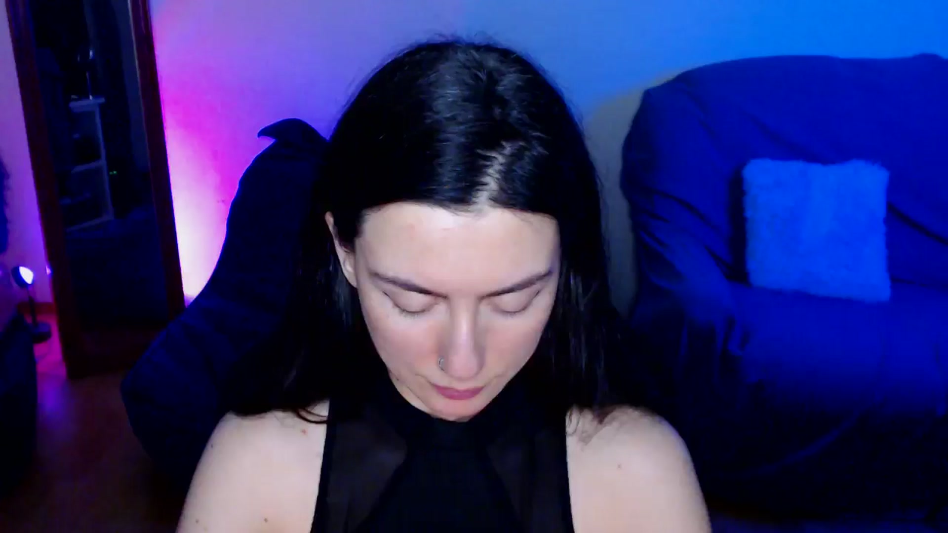 Gallery image thumbnail from HeyAriel's myfreecams stream on, 07/17/2024, 16:57 image 1 of 20