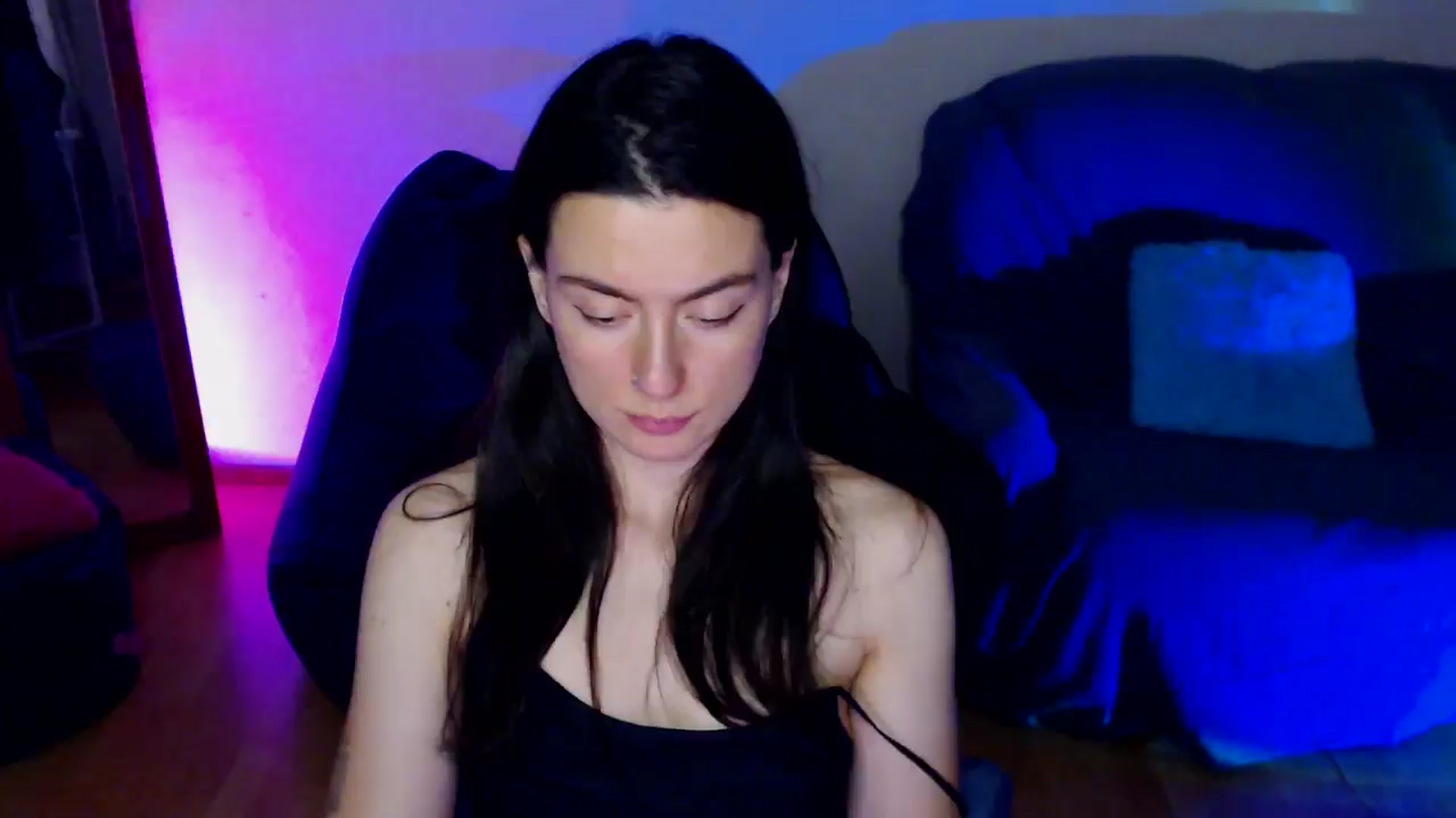 Gallery image thumbnail from HeyAriel's myfreecams stream on, 07/31/2024, 14:20 image 11 of 20