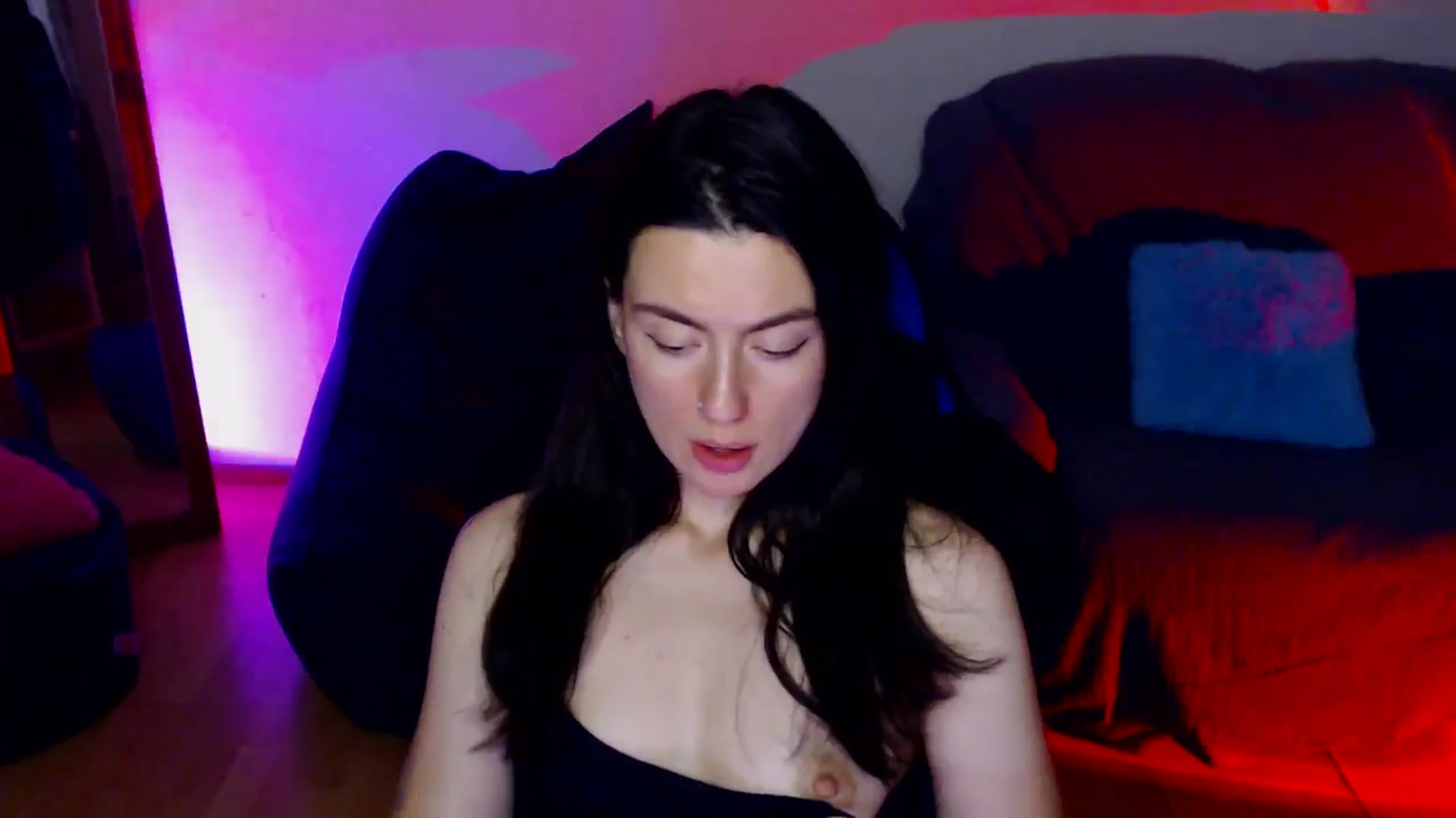 Gallery image thumbnail from HeyAriel's myfreecams stream on, 07/31/2024, 14:20 image 16 of 20