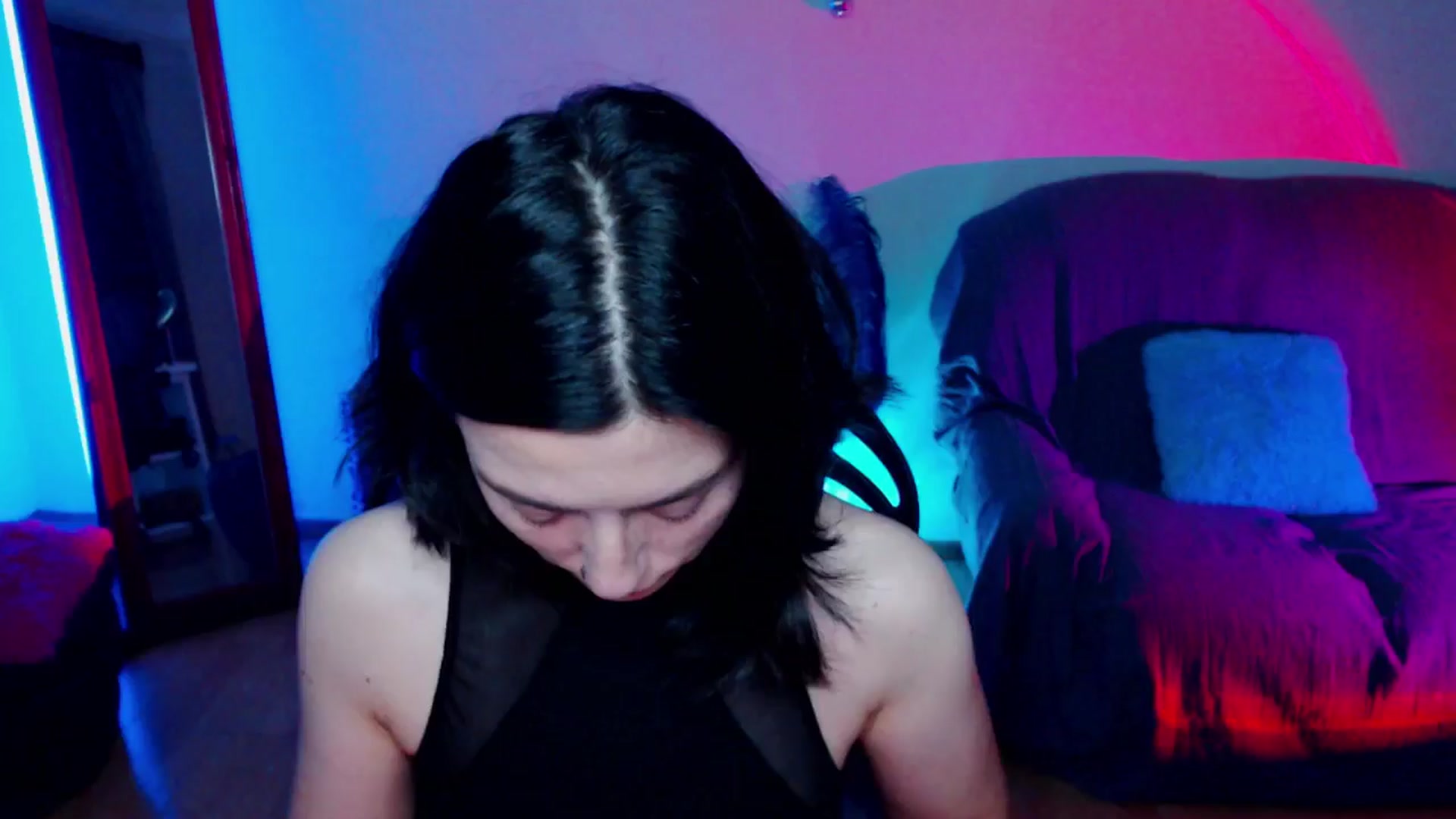 Gallery image thumbnail from HeyAriel's myfreecams stream on, 11/30/2024, 15:09 image 10 of 20