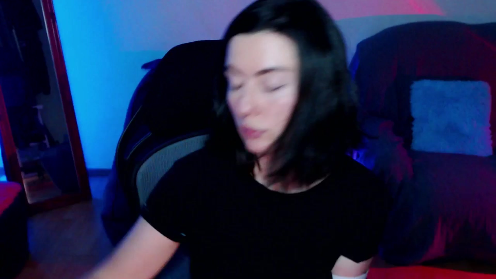 Gallery image thumbnail from HeyAriel's myfreecams stream on, 12/09/2024, 05:30 image 17 of 20
