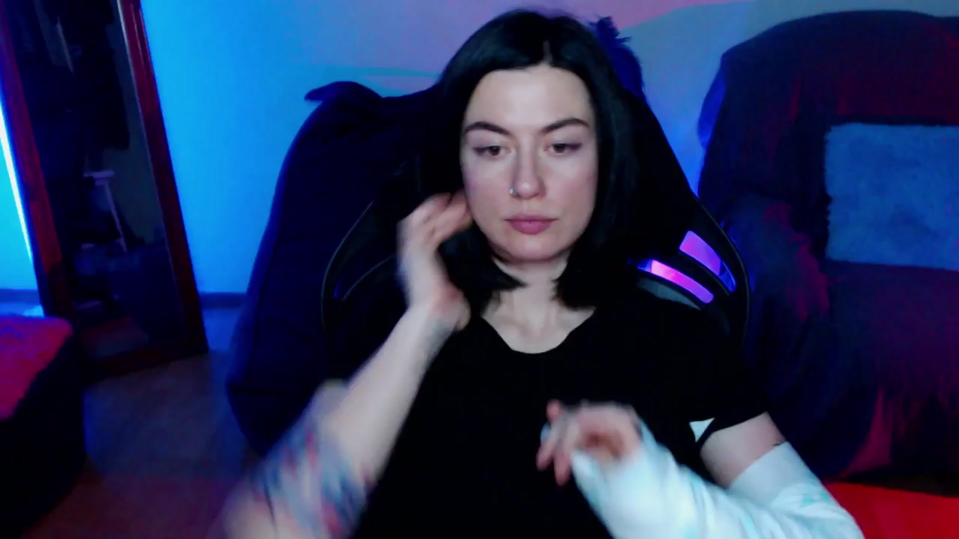 Gallery image thumbnail from HeyAriel's myfreecams stream on, 12/09/2024, 08:16 image 11 of 20