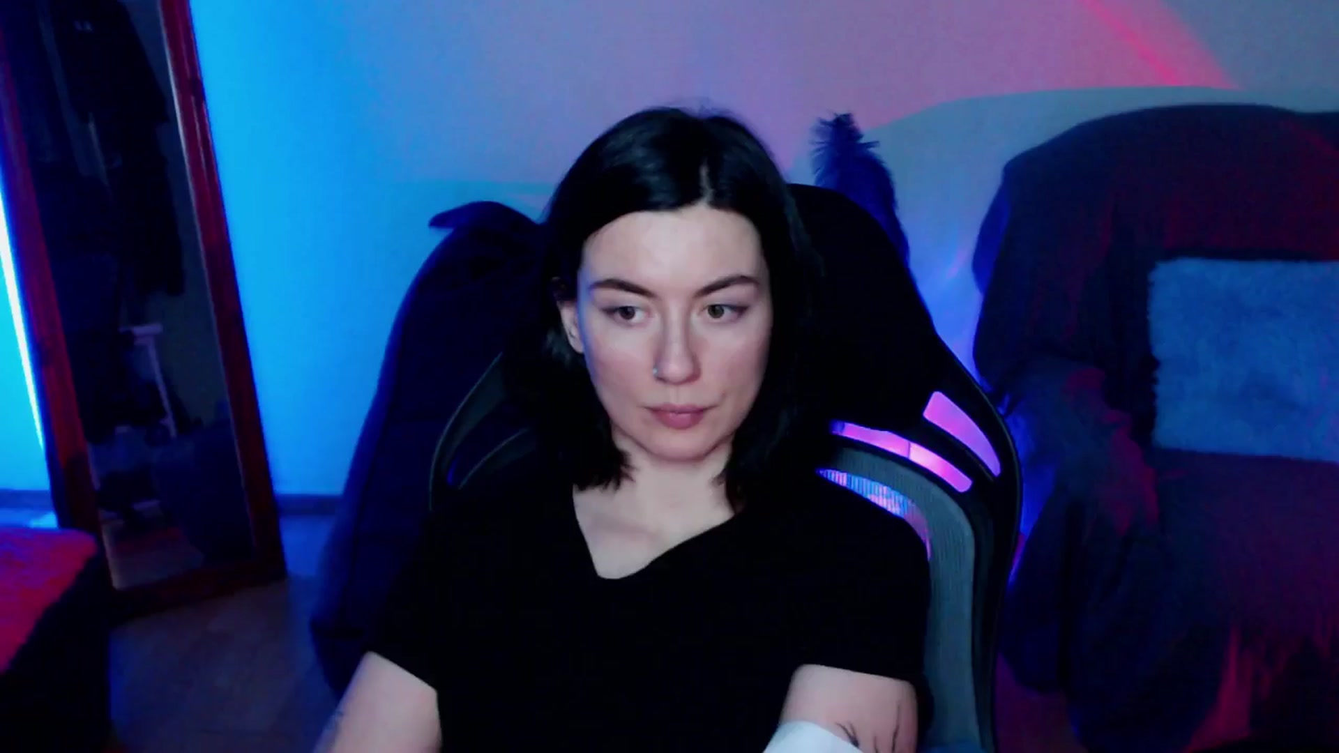 Gallery image thumbnail from HeyAriel's myfreecams stream on, 12/09/2024, 08:16 image 8 of 20