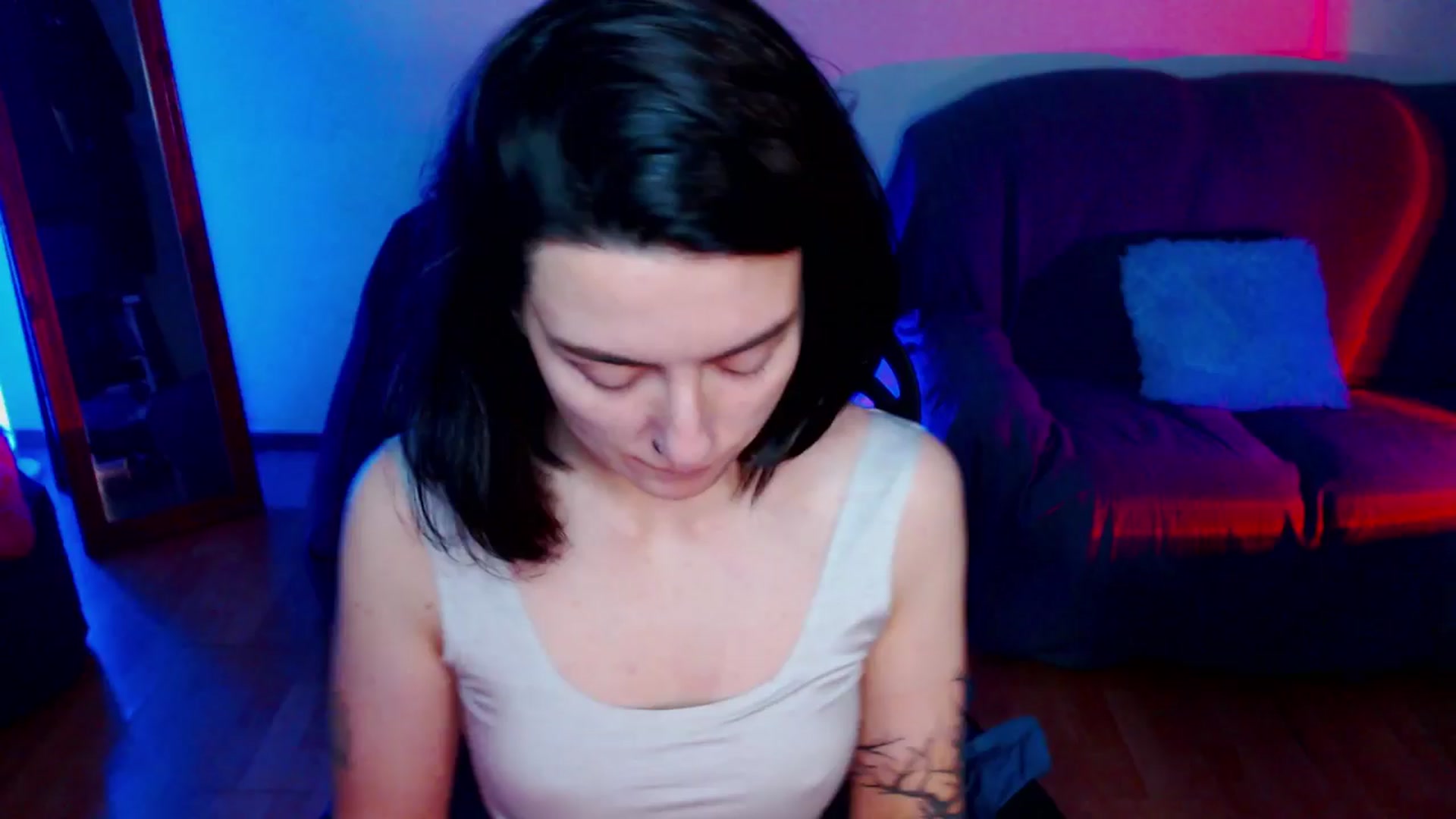 Gallery image thumbnail from HeyAriel's myfreecams stream on, 12/15/2024, 10:27 image 18 of 20