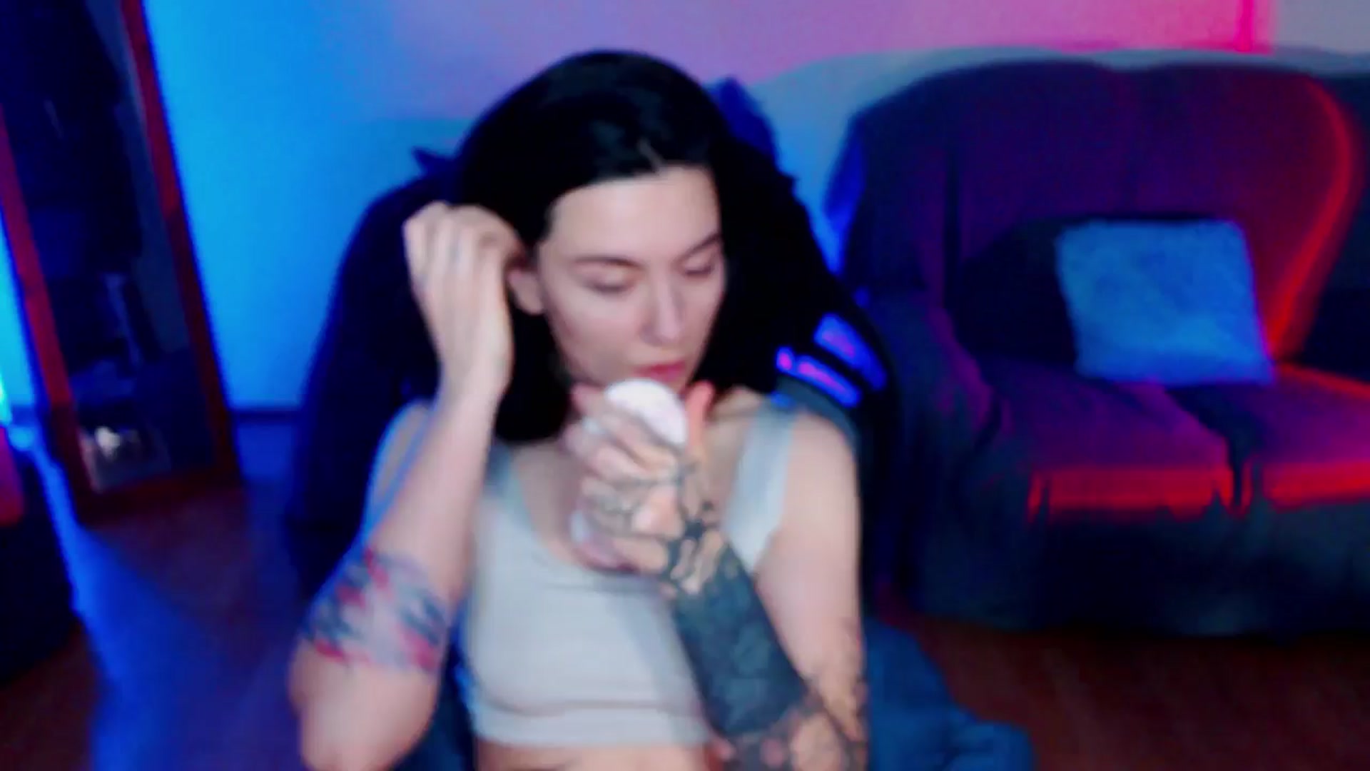 Gallery image thumbnail from HeyAriel's myfreecams stream on, 12/15/2024, 10:27 image 3 of 20