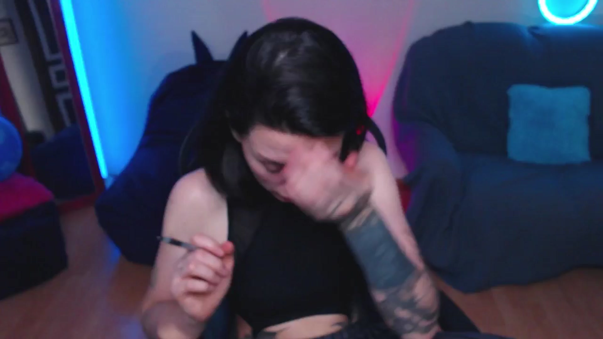 Gallery image thumbnail from HeyAriel's myfreecams stream on, 01/06/2025, 08:40 image 19 of 20