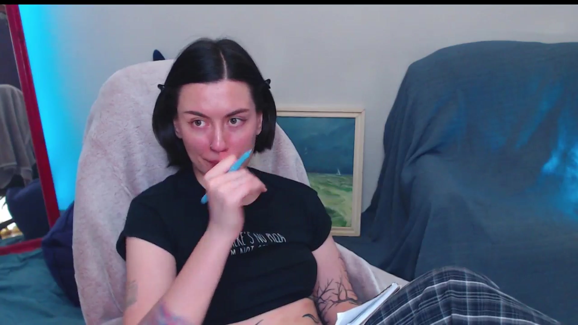 Gallery image thumbnail from HeyAriel's myfreecams stream on, 04/28/2025, 24:17 image 11 of 20