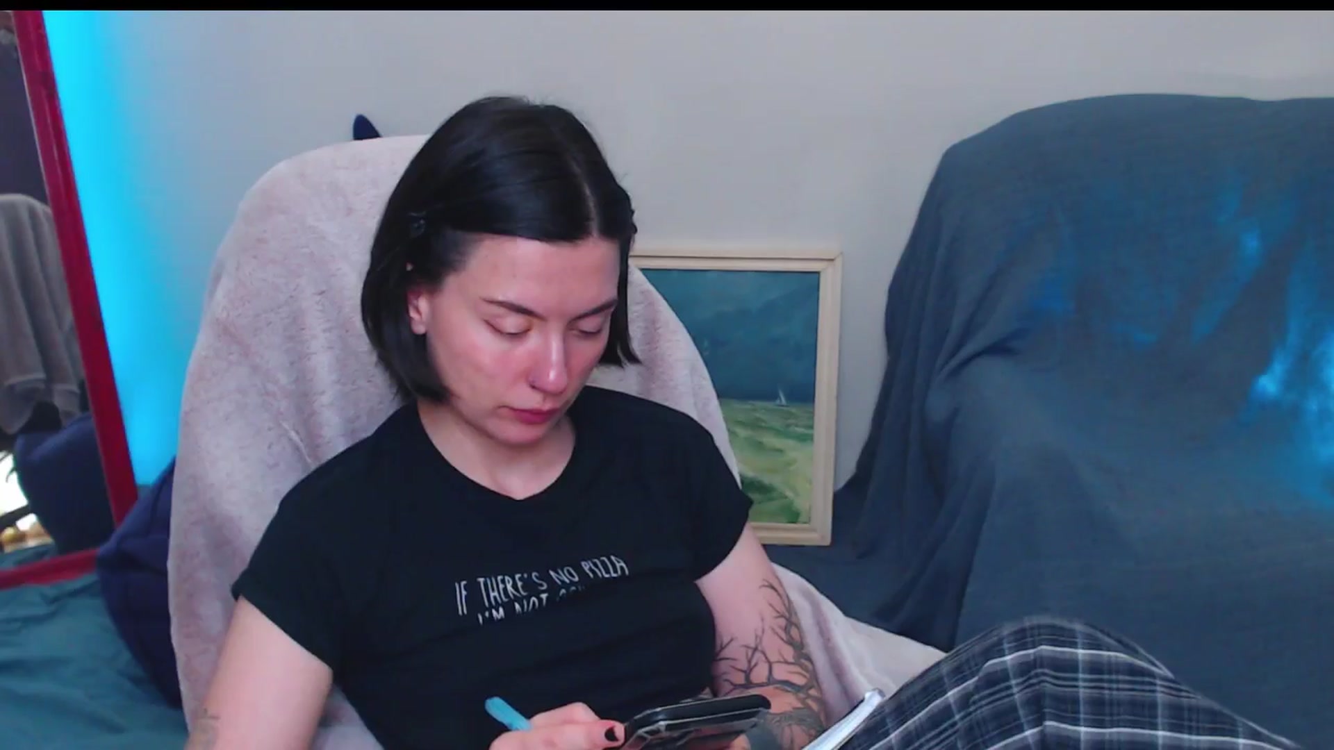 Gallery image thumbnail from HeyAriel's myfreecams stream on, 04/28/2025, 24:17 image 8 of 20