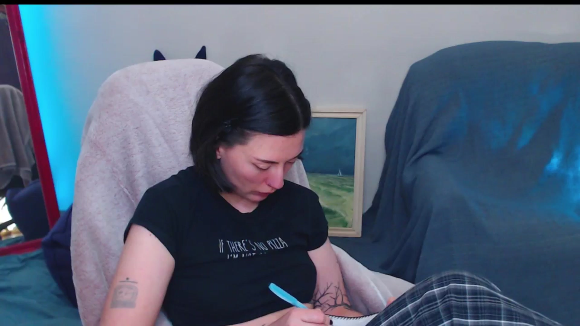 Gallery image thumbnail from HeyAriel's myfreecams stream on, 04/28/2025, 24:17 image 19 of 20
