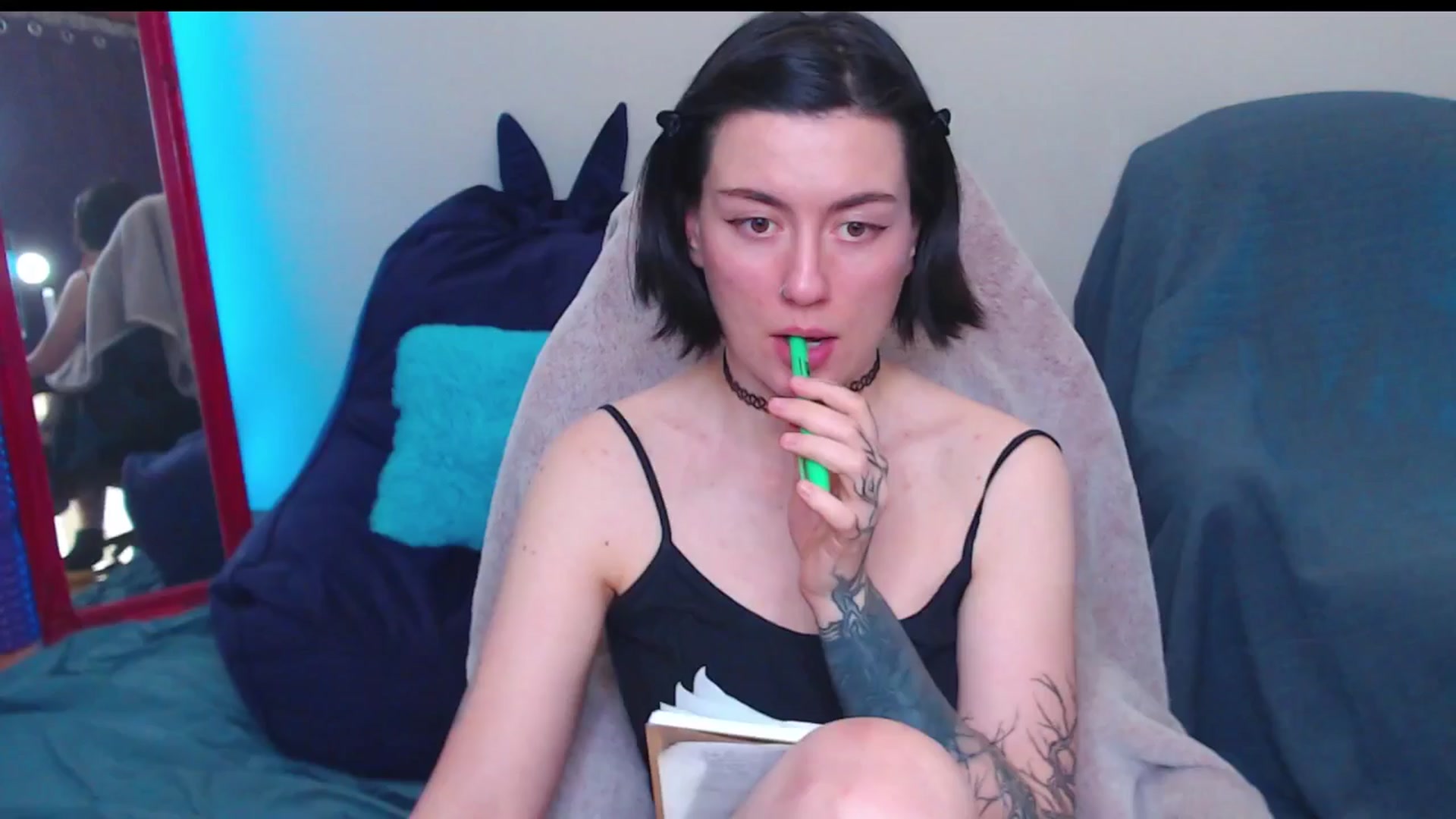 Gallery image thumbnail from HeyAriel's myfreecams stream on, 04/30/2025, 08:24 image 15 of 20