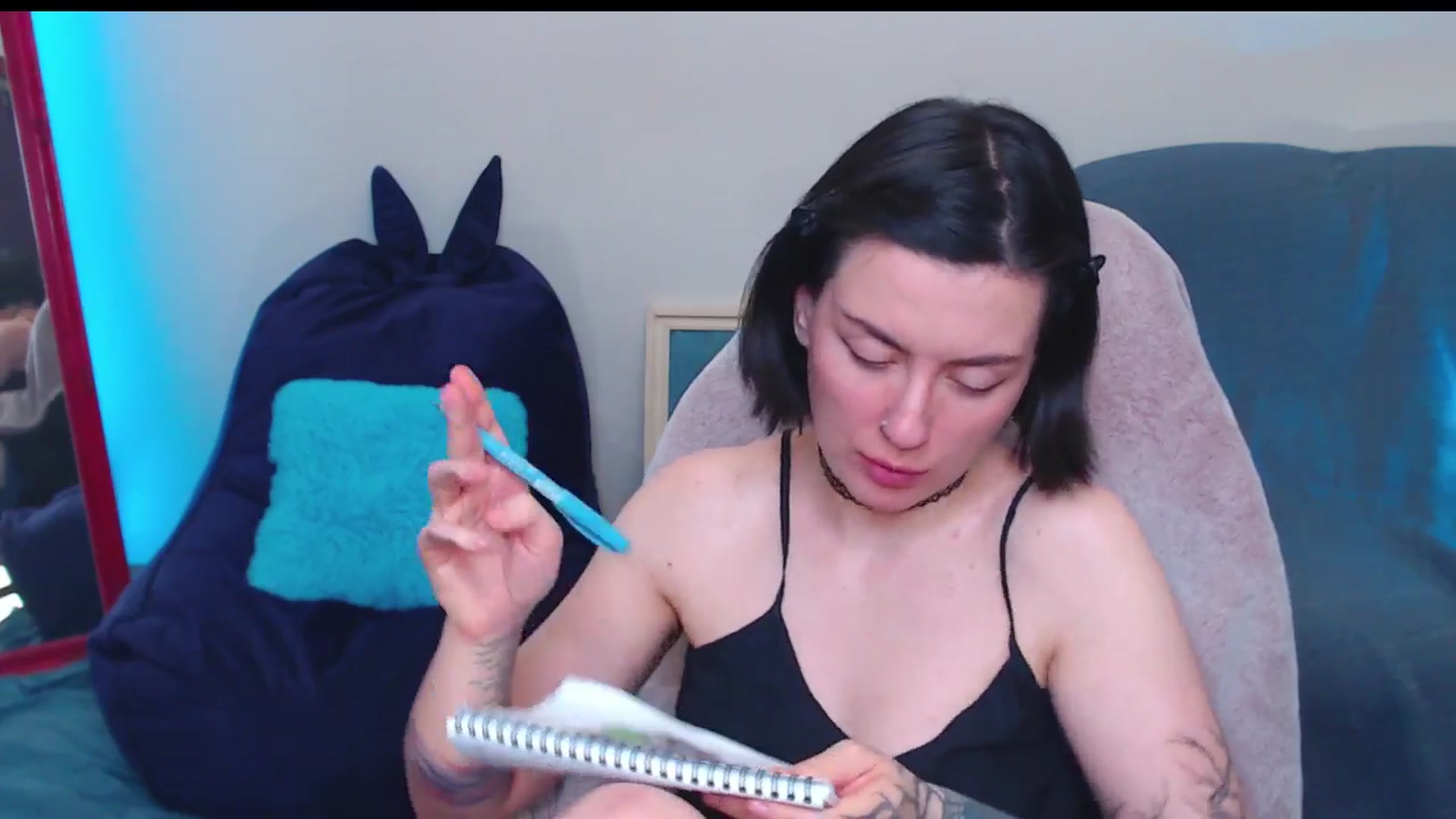 Gallery image thumbnail from HeyAriel's myfreecams stream on, 04/30/2025, 09:02 image 9 of 20