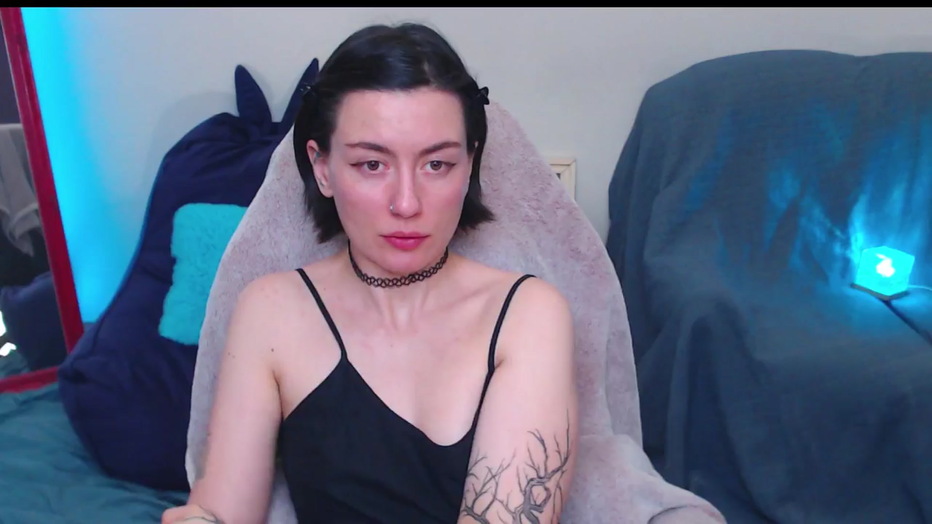 Gallery image thumbnail from HeyAriel's myfreecams stream on, 04/30/2025, 10:43 image 17 of 20