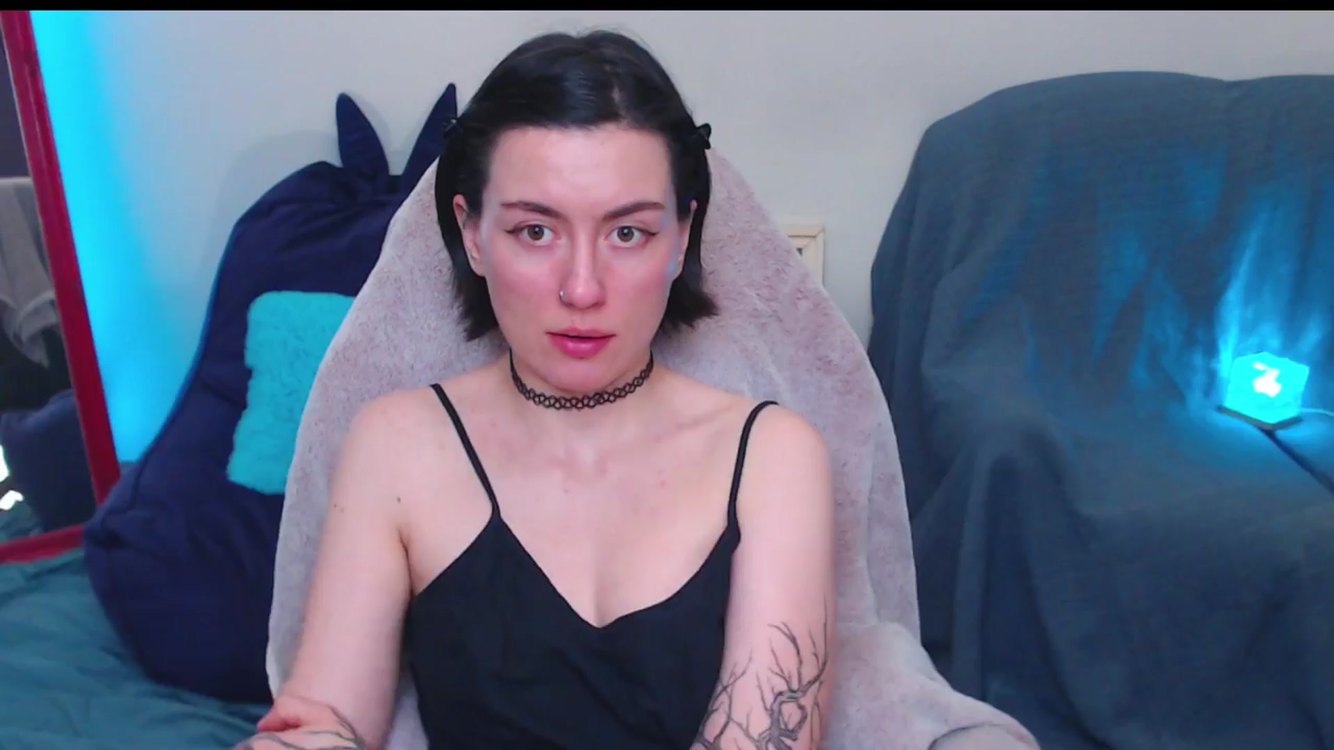Gallery image thumbnail from HeyAriel's myfreecams stream on, 04/30/2025, 10:43 image 15 of 20