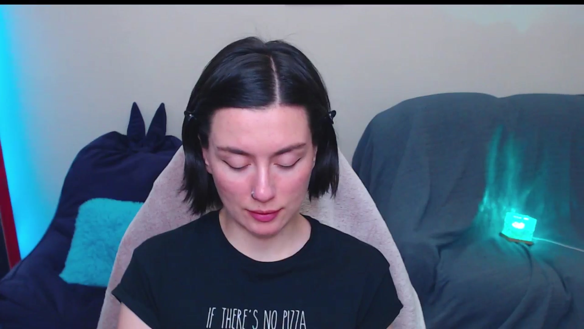 Gallery image thumbnail from HeyAriel's myfreecams stream on, 05/26/2025, 24:29 image 12 of 20