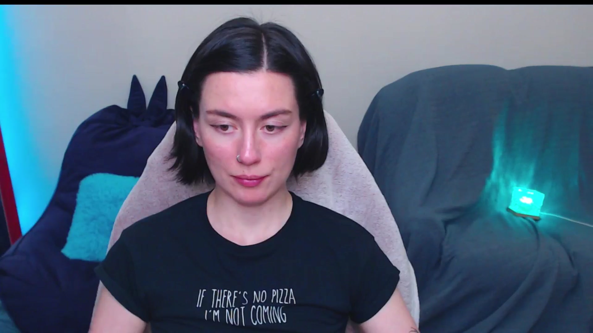 Gallery image thumbnail from HeyAriel's myfreecams stream on, 05/26/2025, 24:29 image 15 of 20