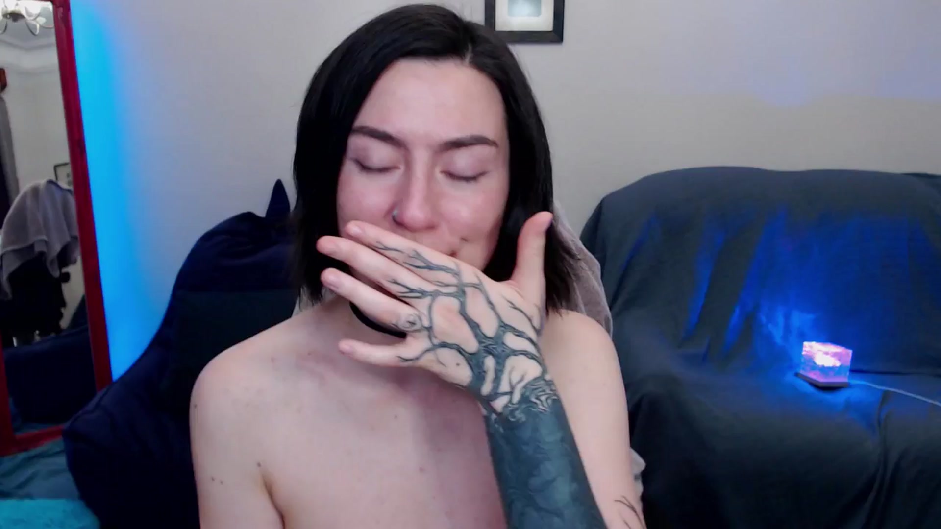 Gallery image thumbnail from HeyAriel's myfreecams stream on, 06/15/2025, 11:38 image 19 of 20