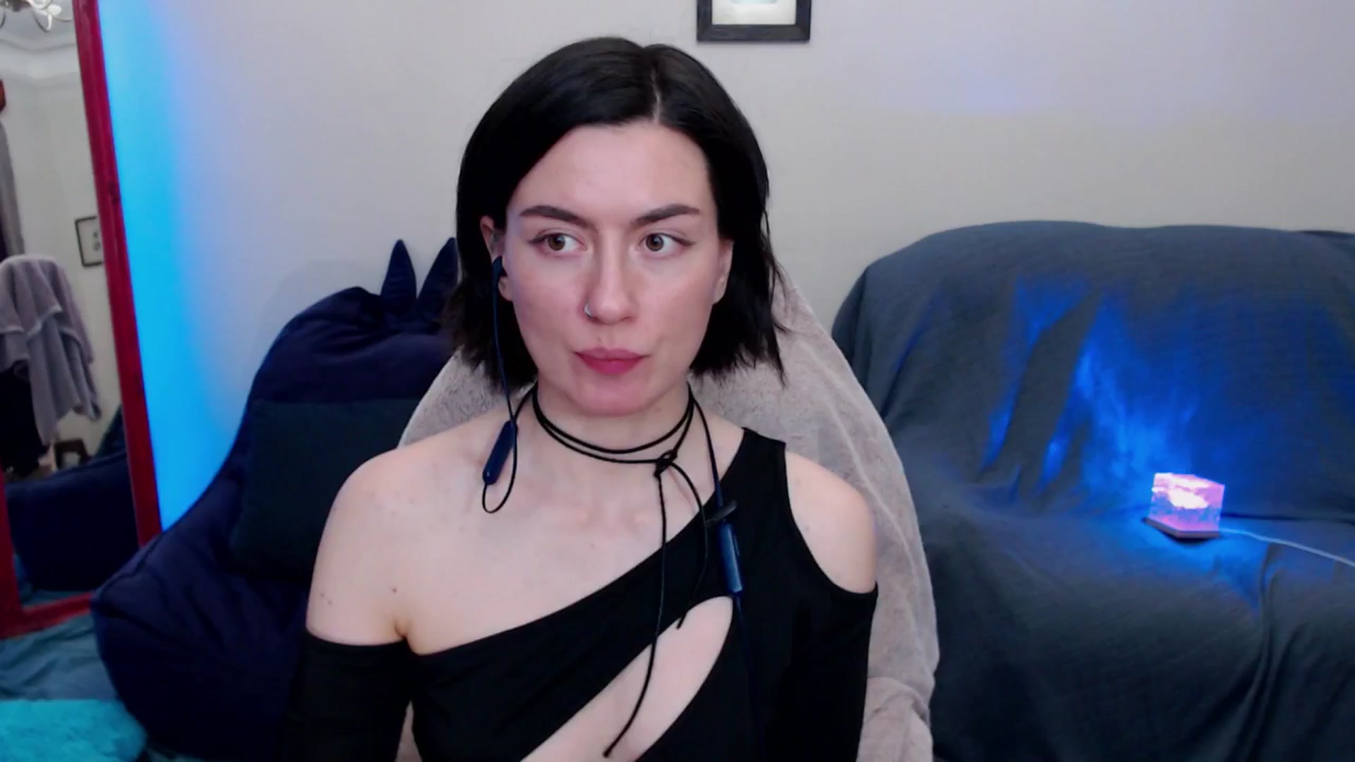 Gallery image thumbnail from HeyAriel's myfreecams stream on, 06/15/2025, 12:41 image 15 of 20