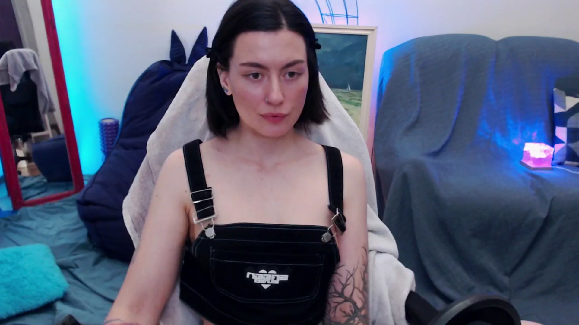 Gallery image thumbnail from HeyAriel's myfreecams stream on, 08/25/2025, 07:03 image 2 of 20
