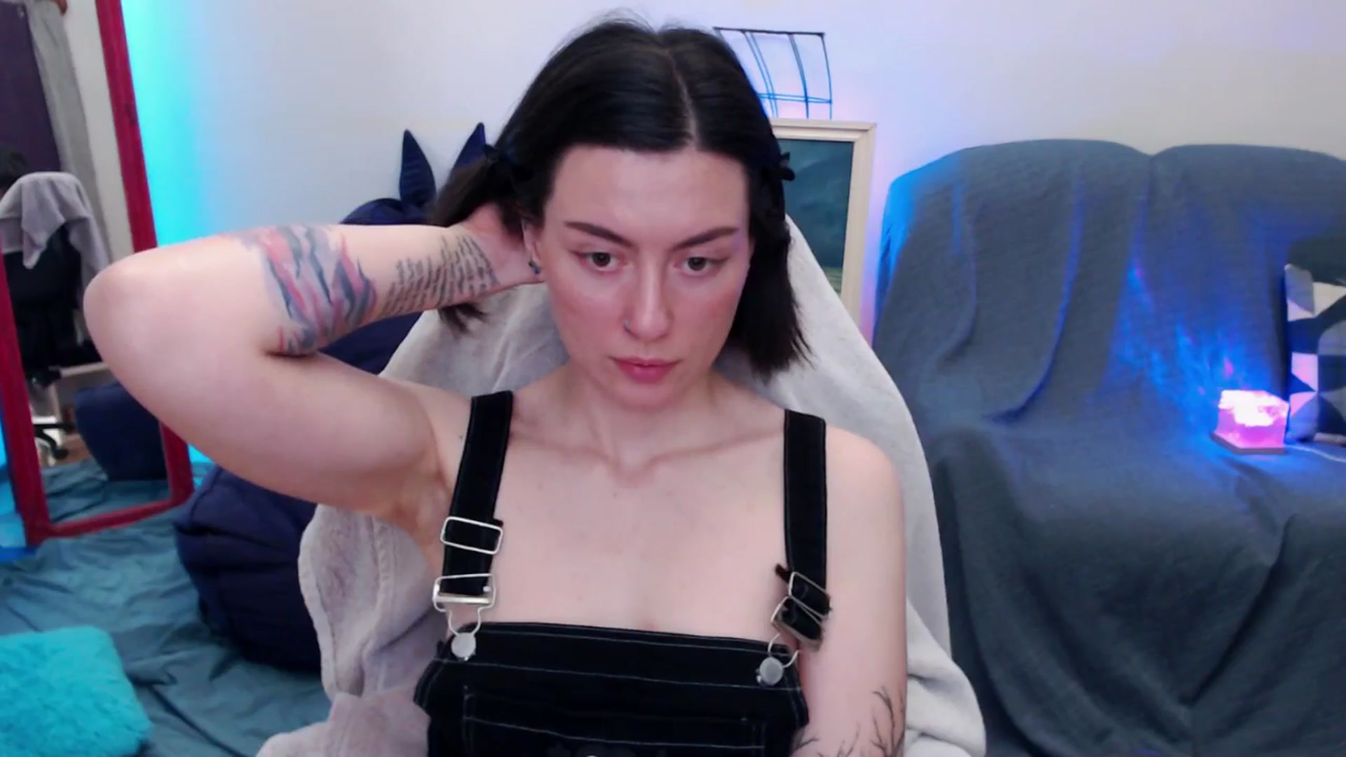 Gallery image thumbnail from HeyAriel's myfreecams stream on, 08/25/2025, 07:03 image 6 of 20