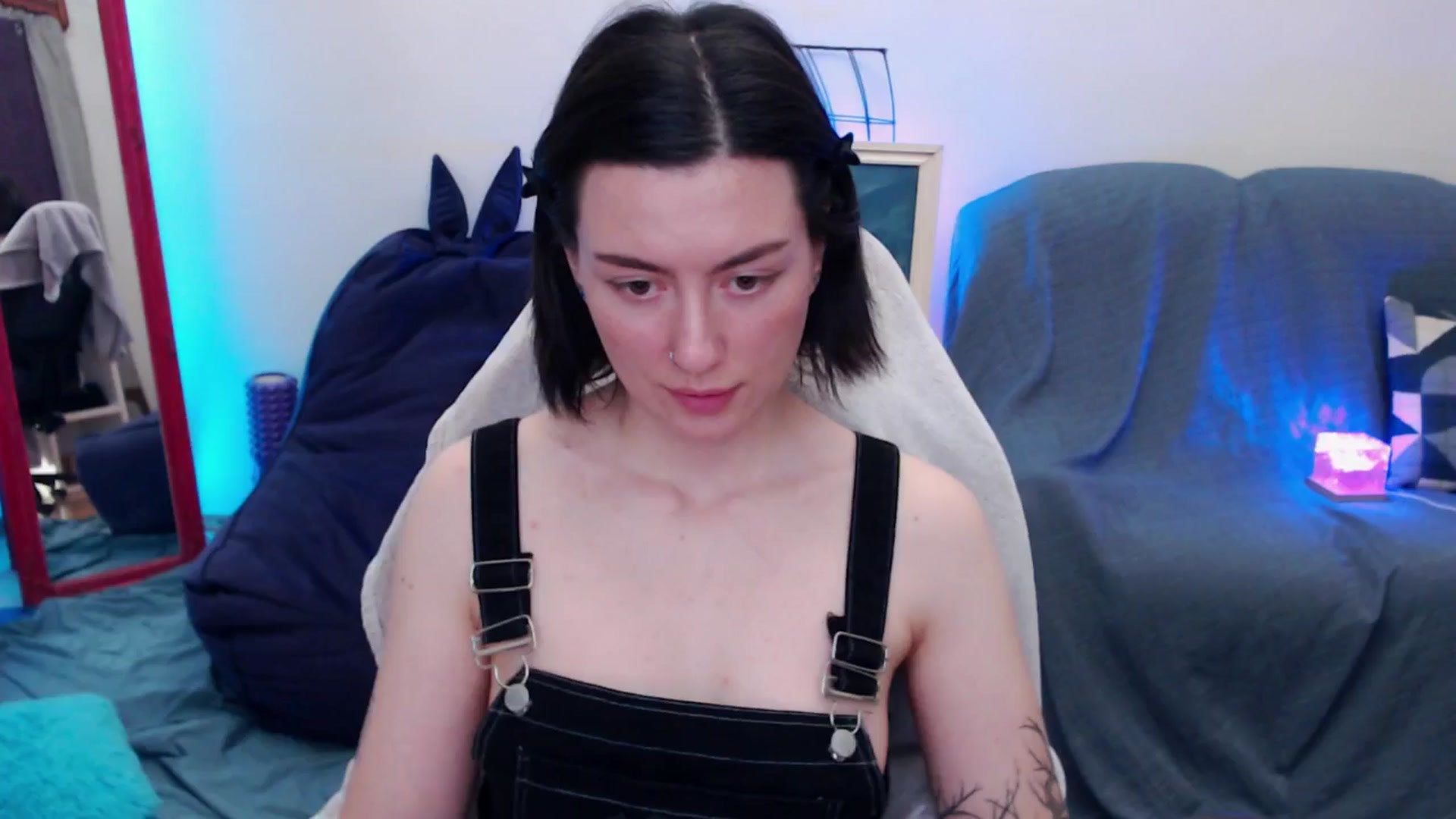 Gallery image thumbnail from HeyAriel's myfreecams stream on, 08/25/2025, 07:03 image 1 of 20