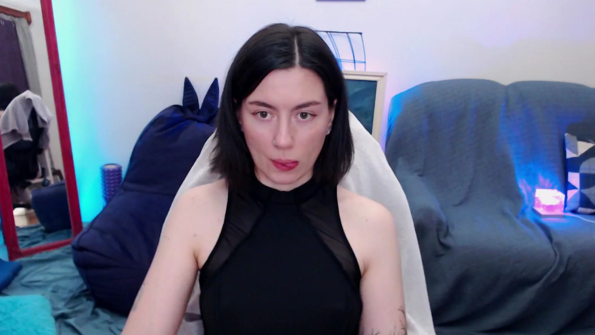 Gallery image thumbnail from HeyAriel's myfreecams stream on, 08/26/2025, 19:31 image 1 of 20