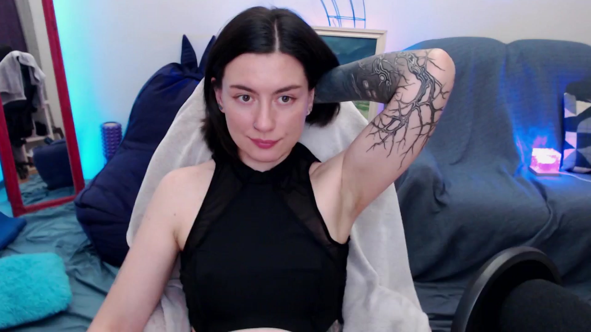 Gallery image thumbnail from HeyAriel's myfreecams stream on, 08/26/2025, 19:31 image 12 of 20