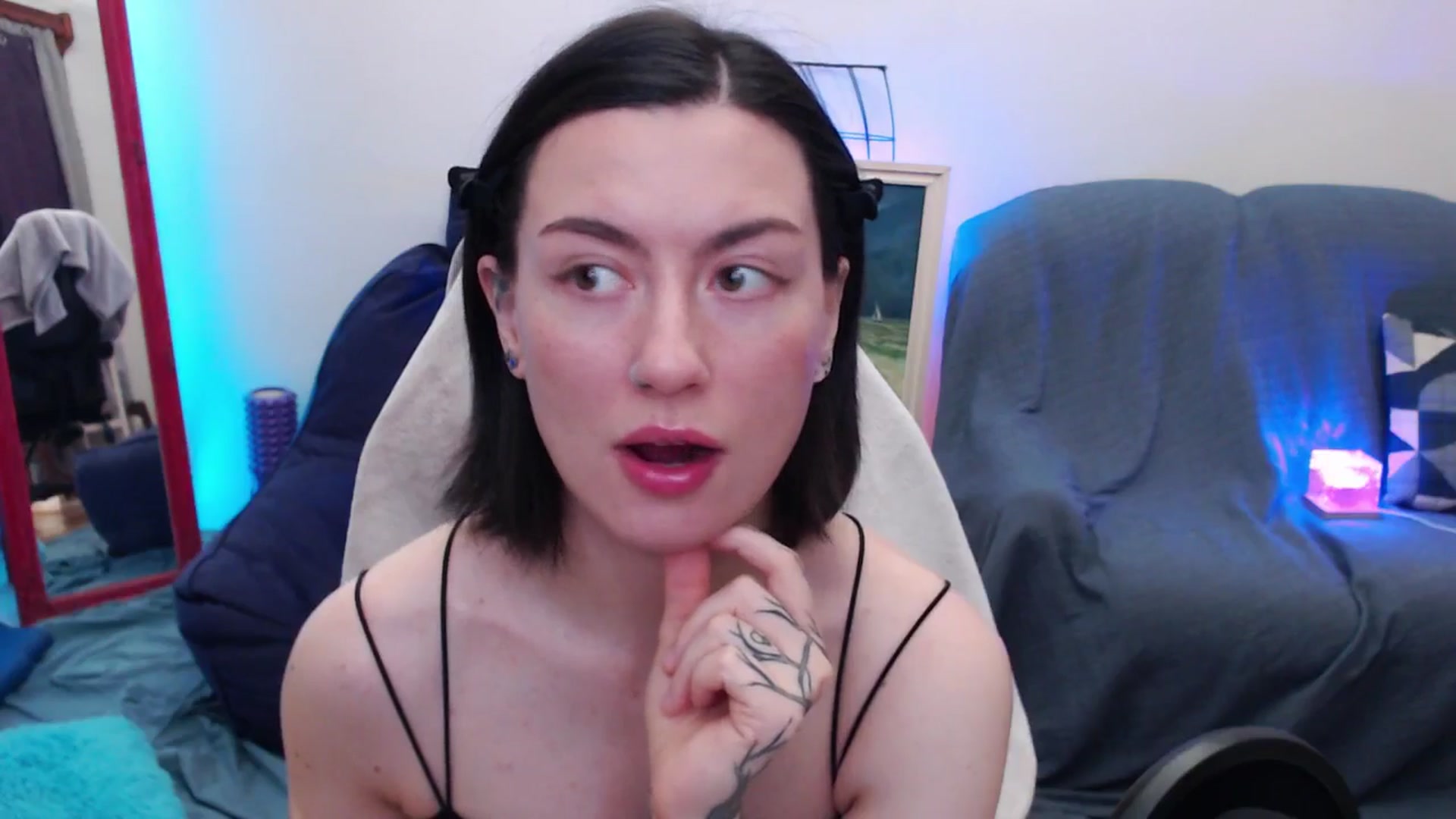 Gallery image thumbnail from HeyAriel's myfreecams stream on, 08/27/2025, 06:27 image 5 of 20