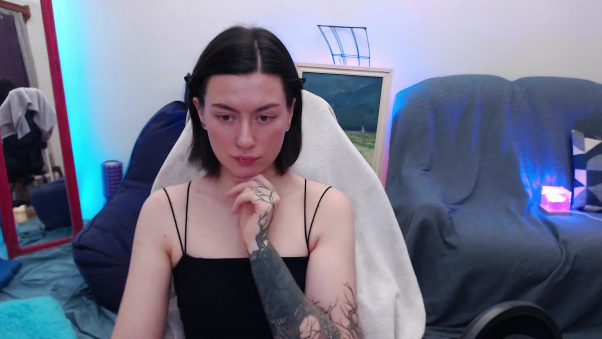 Gallery image thumbnail from HeyAriel's myfreecams stream on, 08/27/2025, 06:27 image 6 of 20