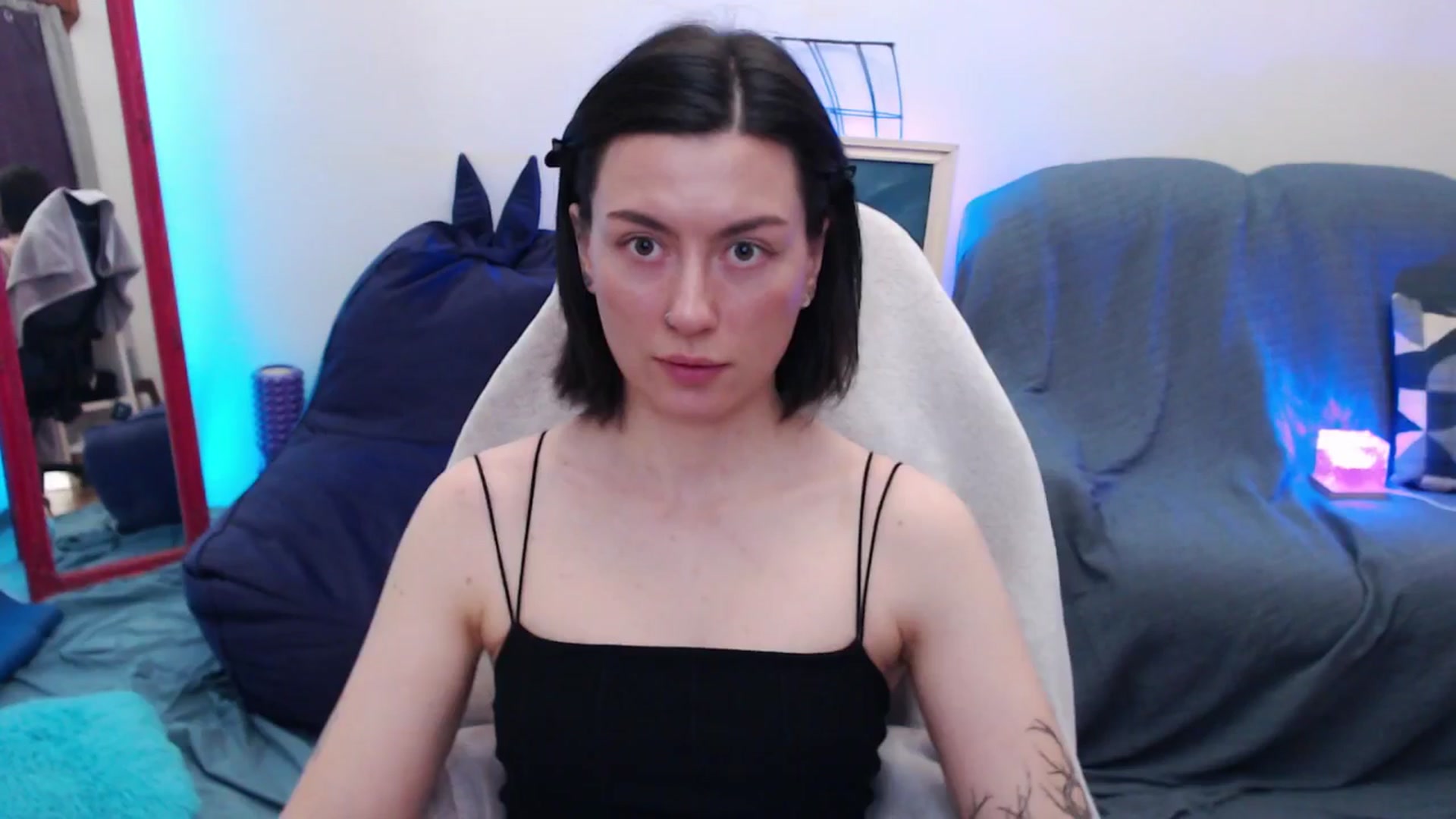 Gallery image thumbnail from HeyAriel's myfreecams stream on, 08/27/2025, 07:05 image 19 of 20