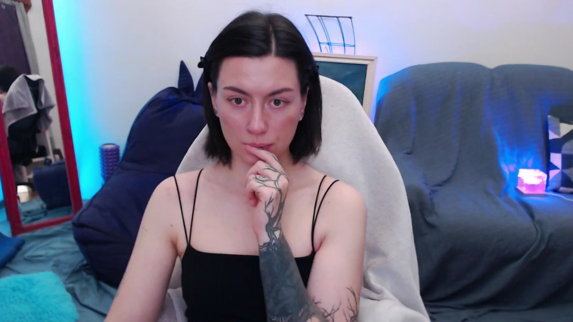 Gallery image thumbnail from HeyAriel's myfreecams stream on, 08/27/2025, 07:05 image 17 of 20