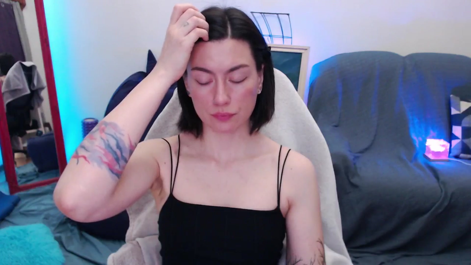 Gallery image thumbnail from HeyAriel's myfreecams stream on, 08/27/2025, 07:05 image 11 of 20