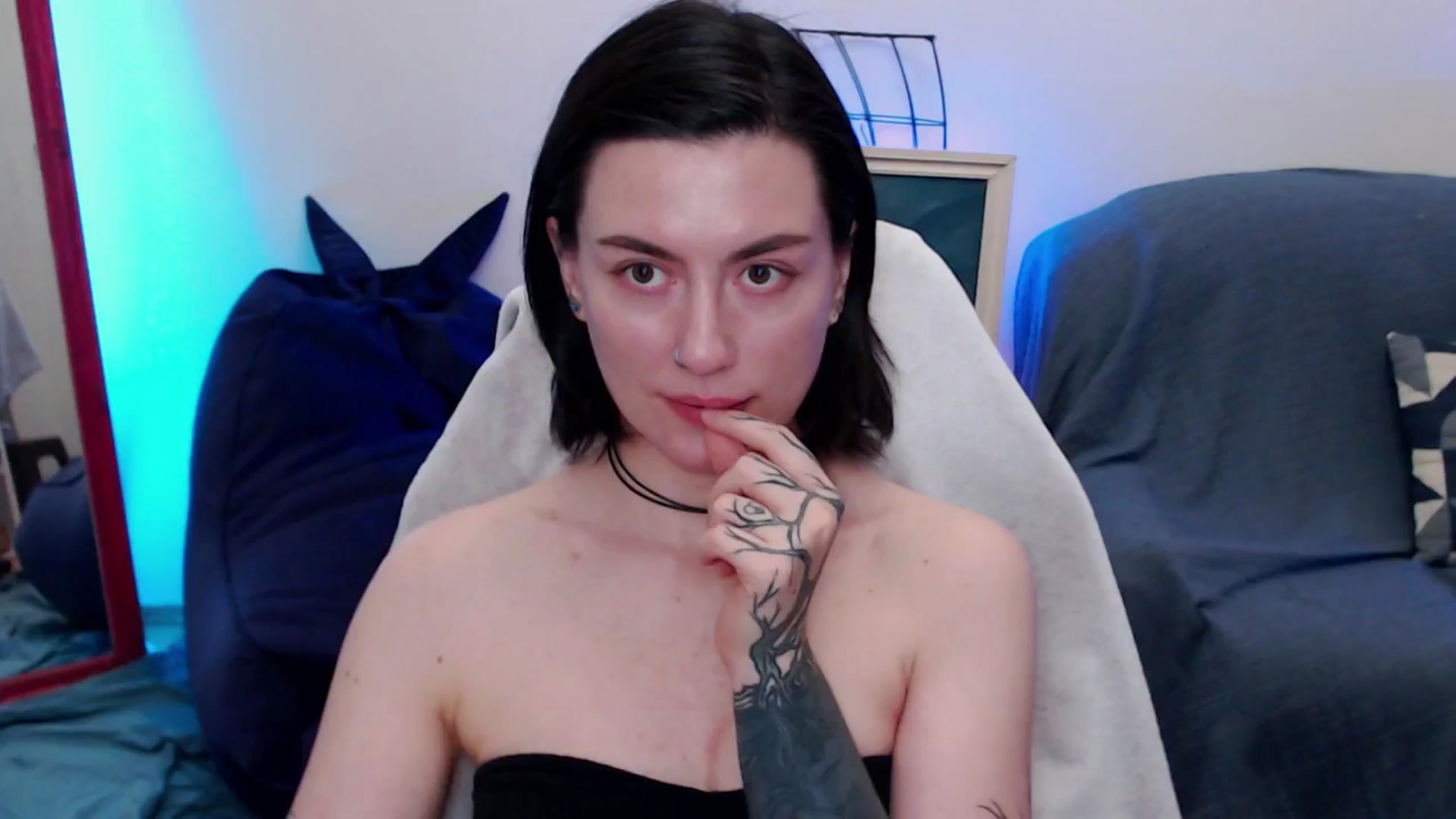 Gallery image thumbnail from HeyAriel's myfreecams stream on, 09/19/2025, 08:35 image 16 of 20