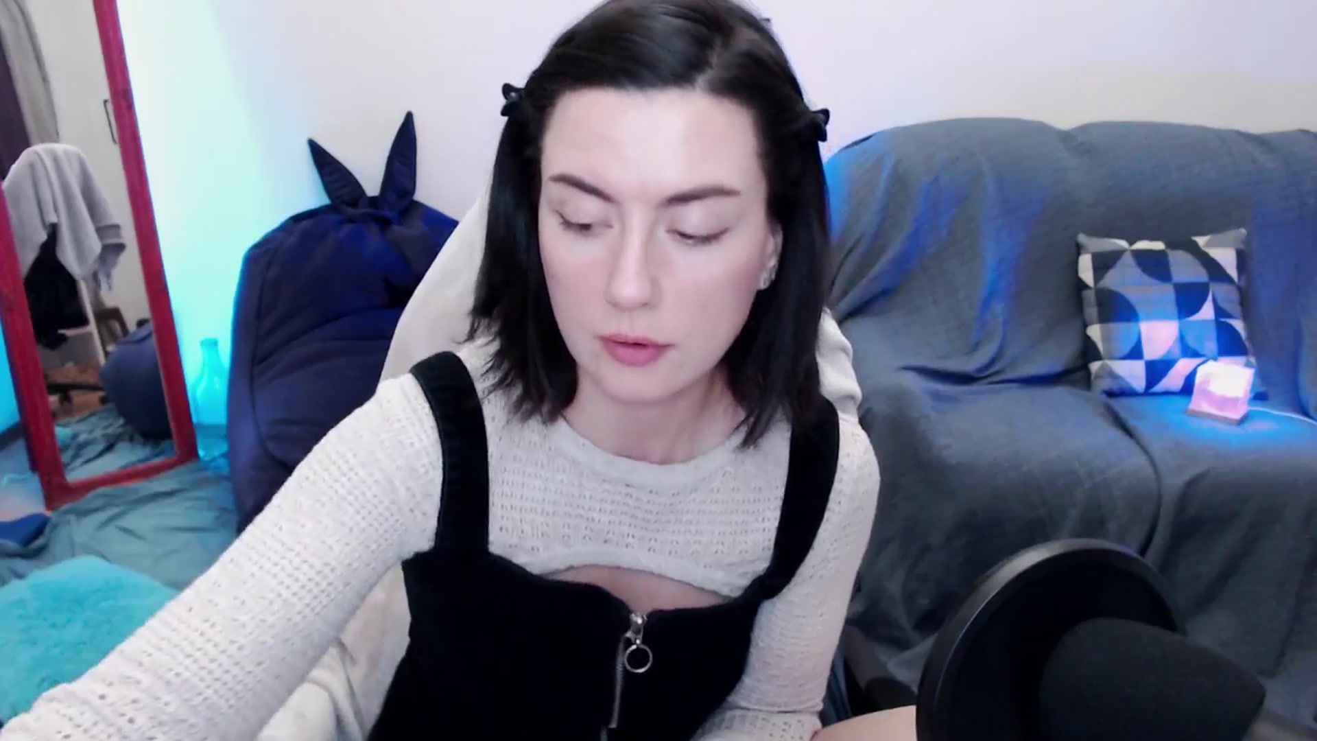 Gallery image thumbnail from HeyAriel's myfreecams stream on, 09/28/2025, 15:36 image 16 of 20