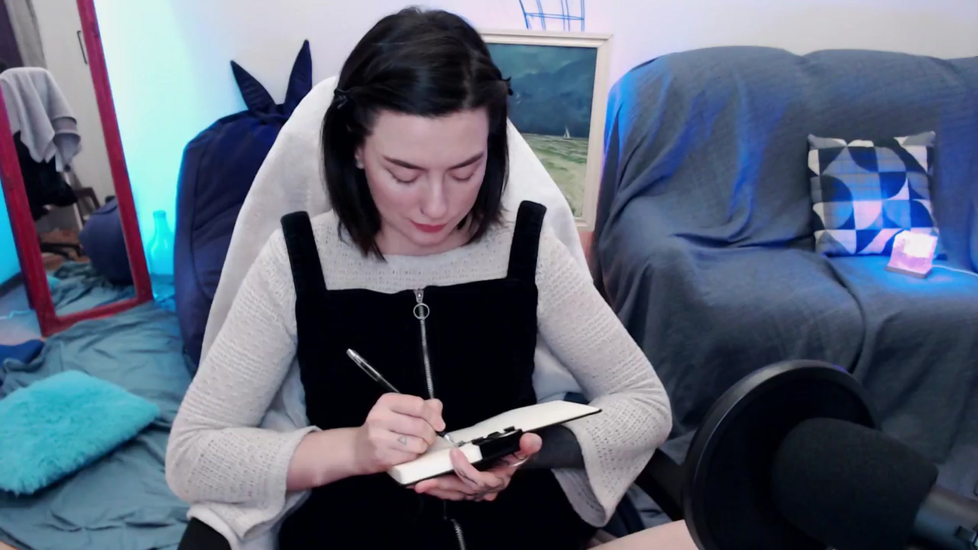 Gallery image thumbnail from HeyAriel's myfreecams stream on, 09/28/2025, 16:27 image 19 of 20