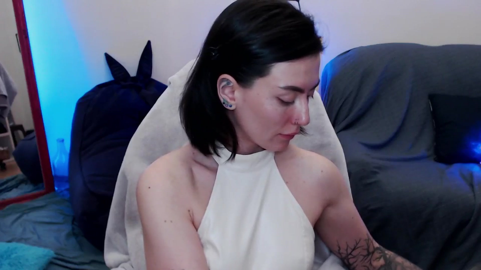 Gallery image thumbnail from HeyAriel's myfreecams stream on, 10/04/2025, 08:19 image 3 of 20