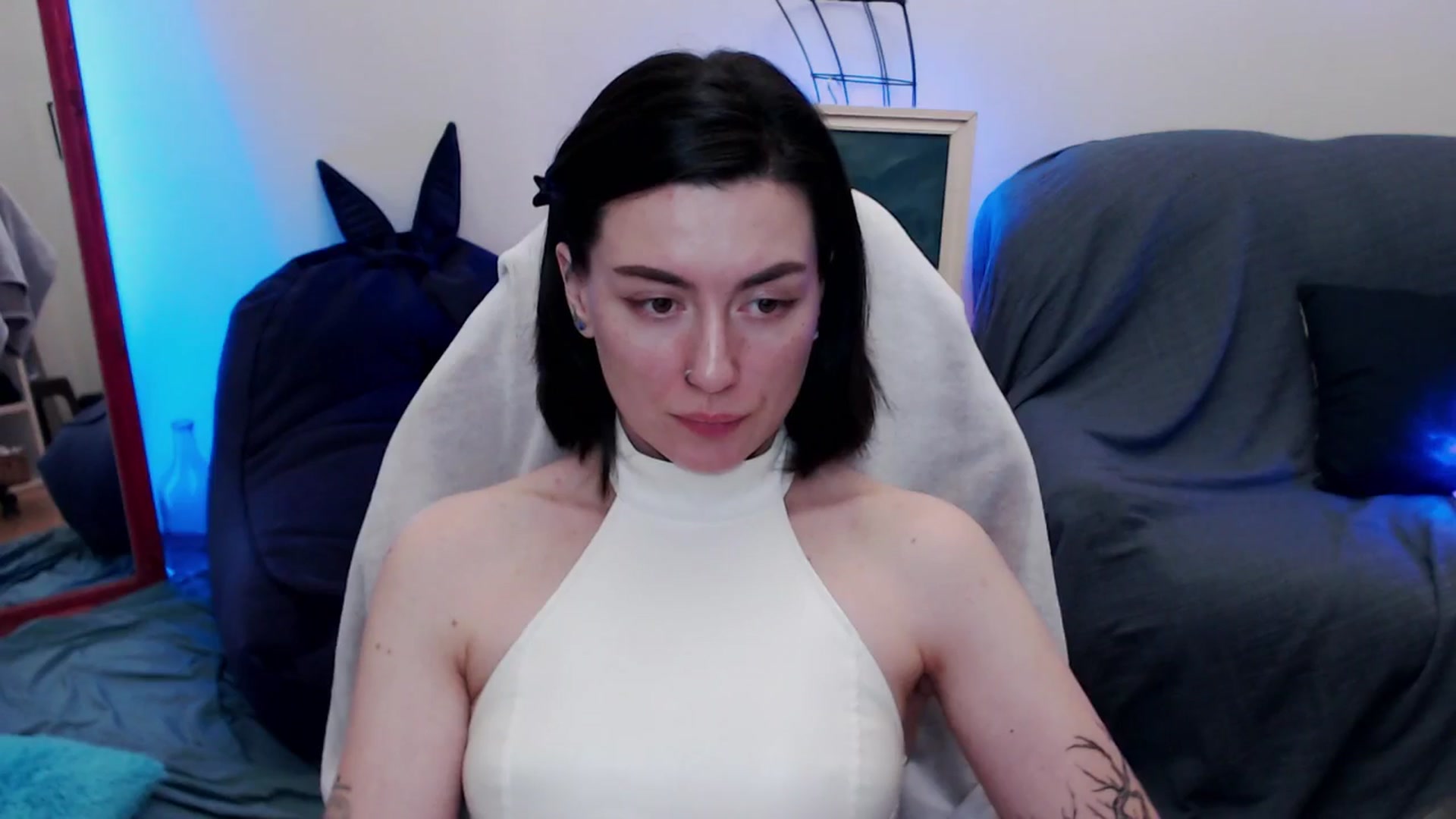 Gallery image thumbnail from HeyAriel's myfreecams stream on, 10/04/2025, 08:19 image 7 of 20