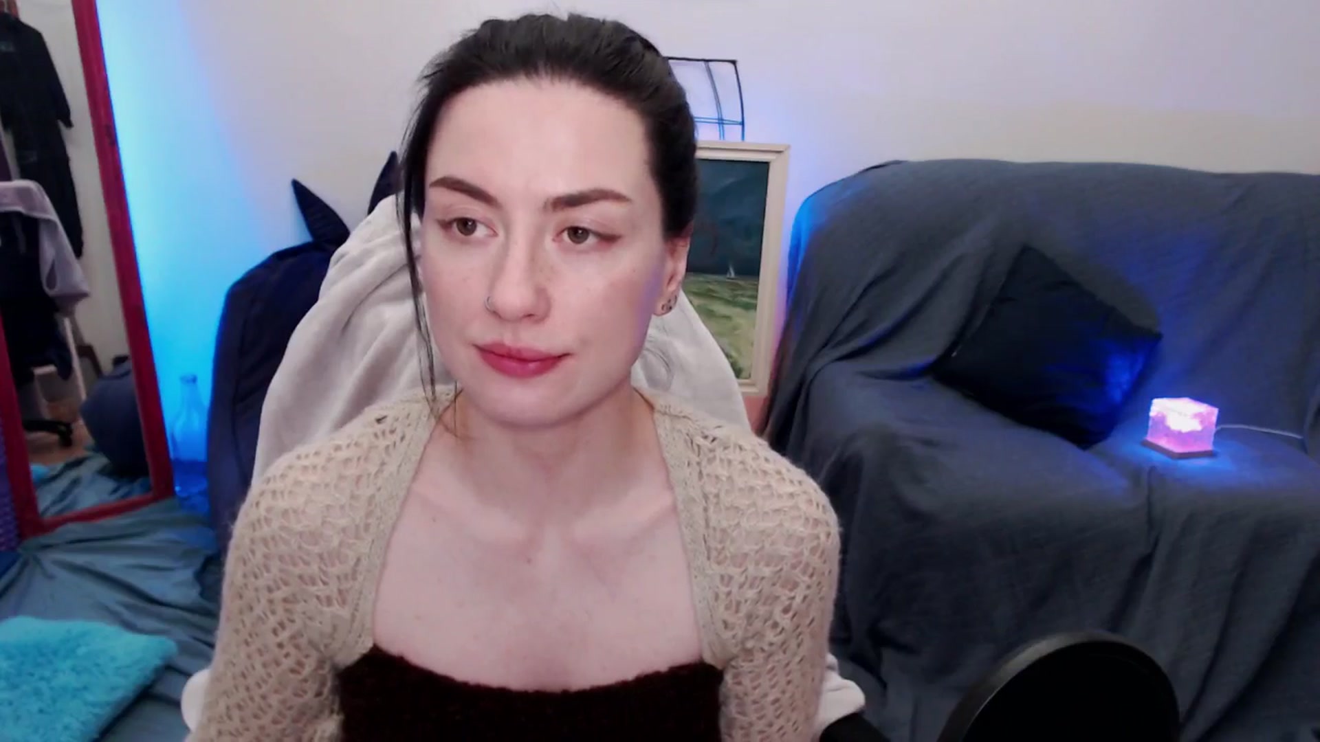 Gallery image thumbnail from HeyAriel's myfreecams stream on, 10/05/2025, 17:00 image 14 of 20