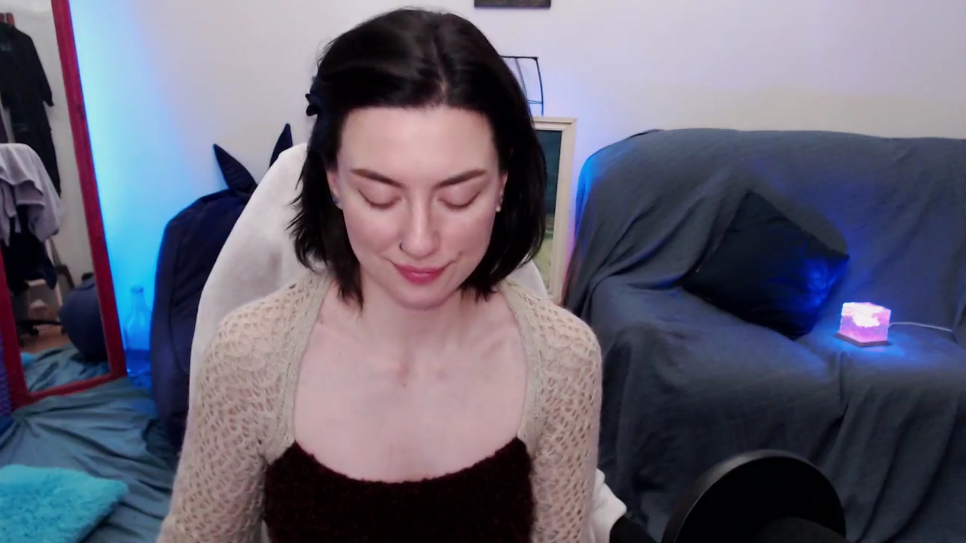 Gallery image thumbnail from HeyAriel's myfreecams stream on, 10/05/2025, 19:19 image 18 of 20