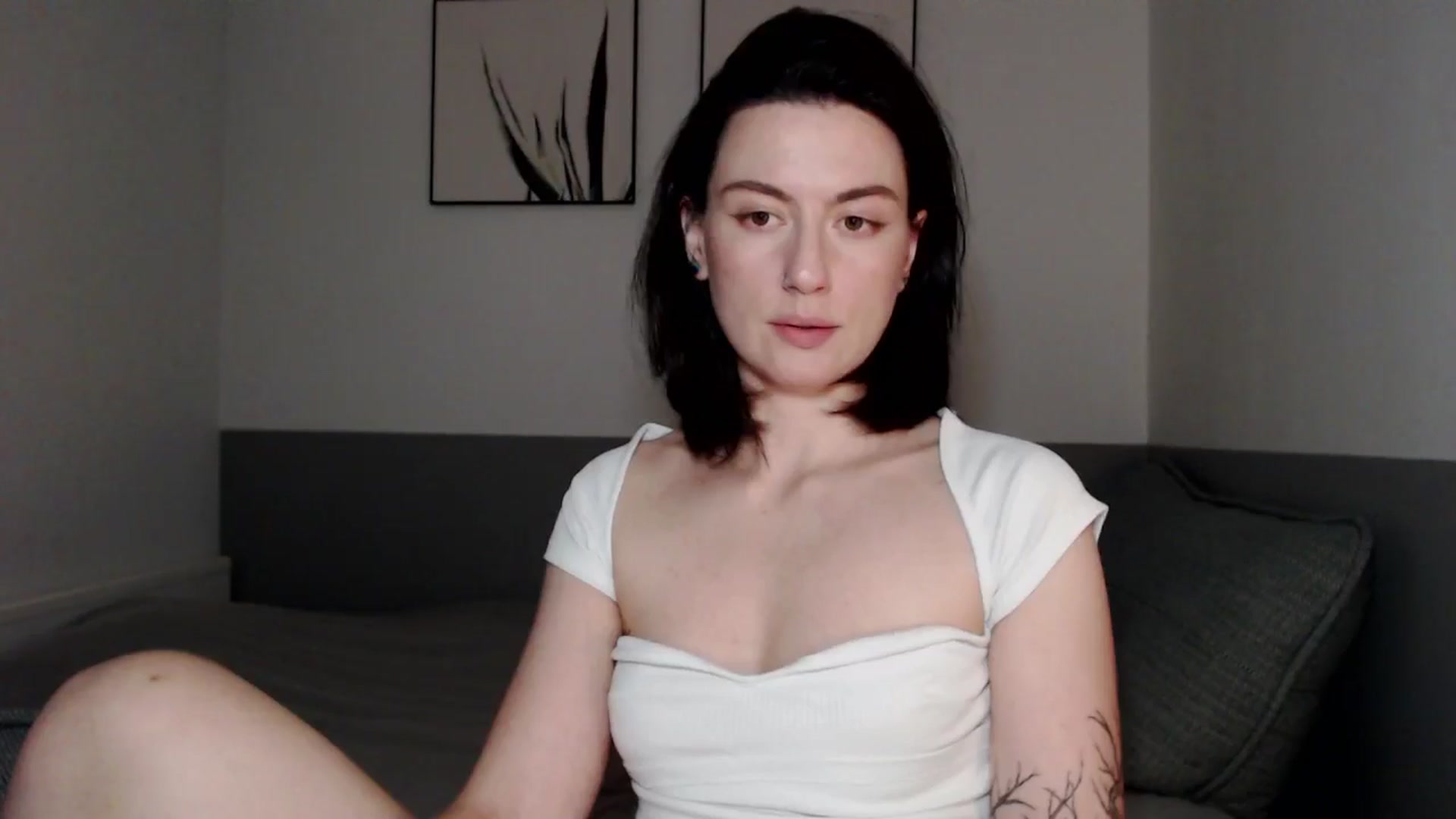 Gallery image thumbnail from HeyAriel's myfreecams stream on, 12/22/2025, 08:07 image 4 of 20
