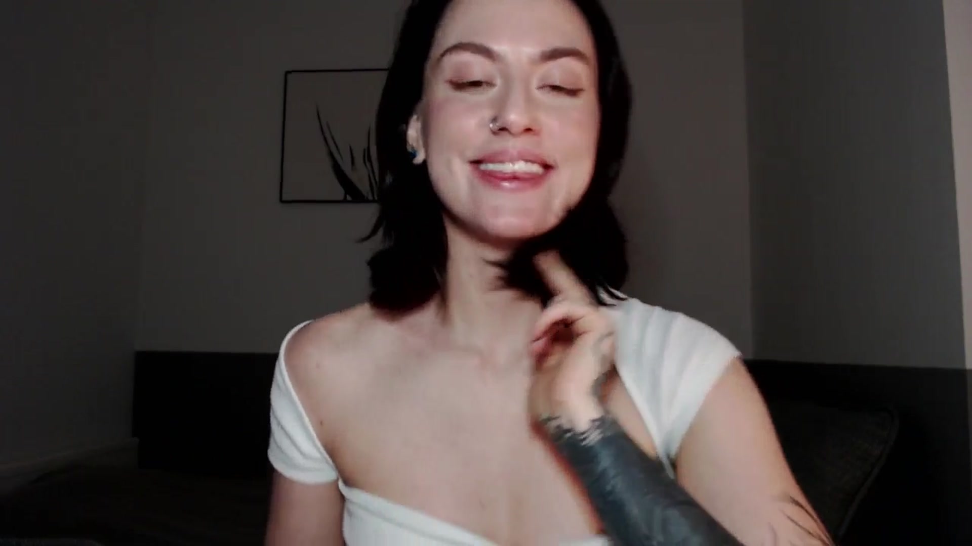 Gallery image thumbnail from HeyAriel's myfreecams stream on, 12/22/2025, 08:07 image 14 of 20